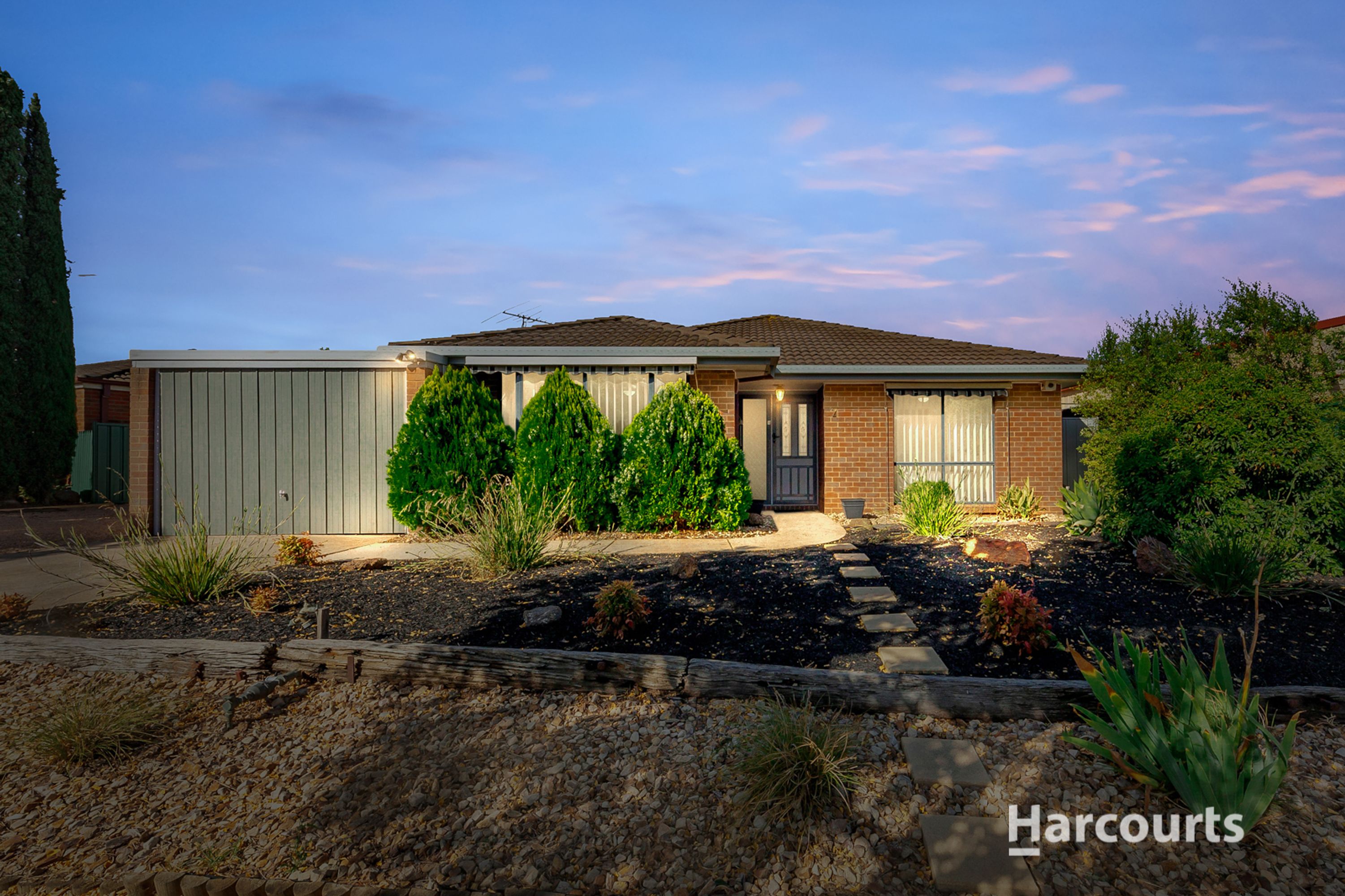 7 Housman Close, Burnside, VIC 3023