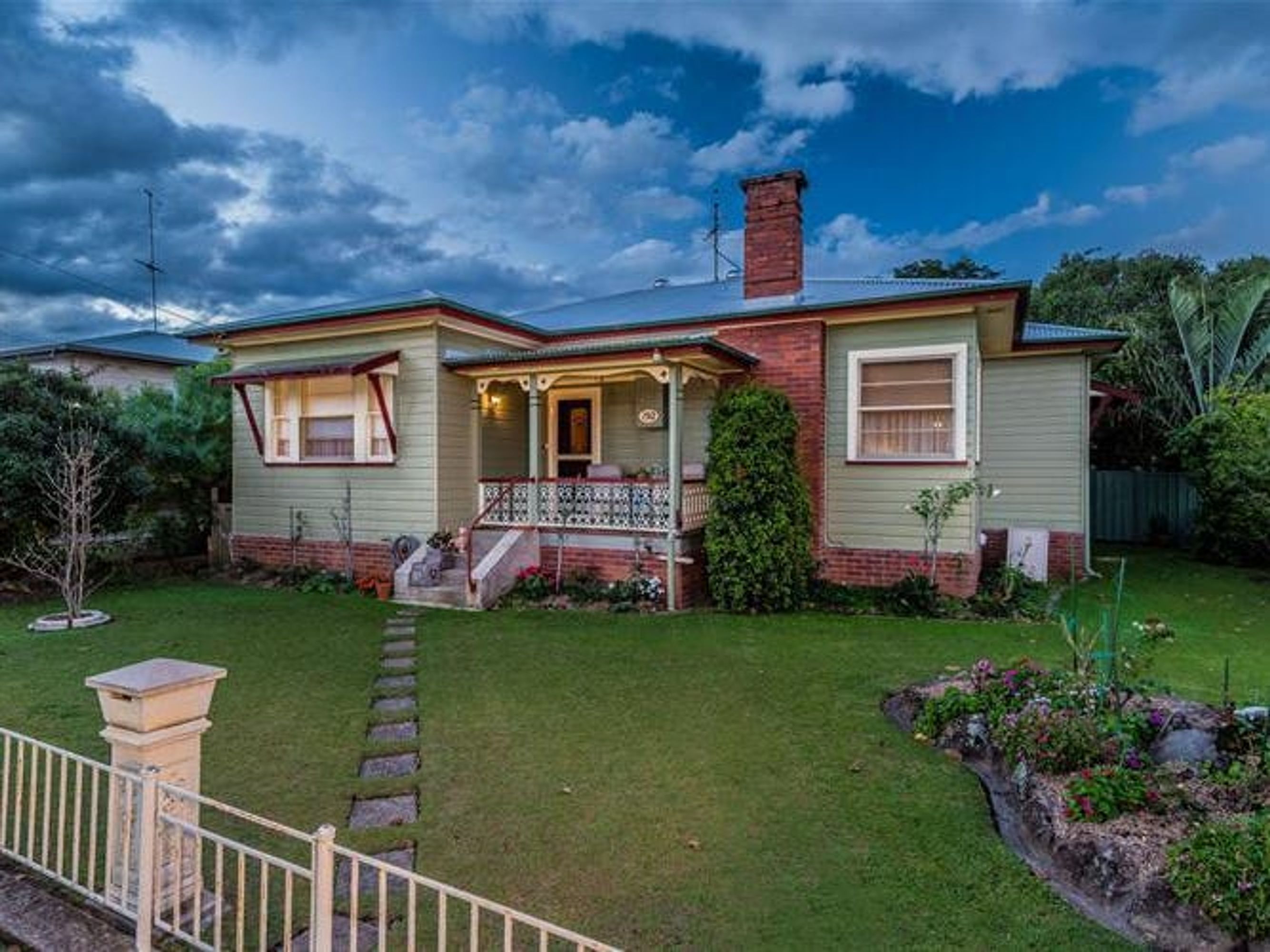 192 Hoof Street, Grafton - Image 1