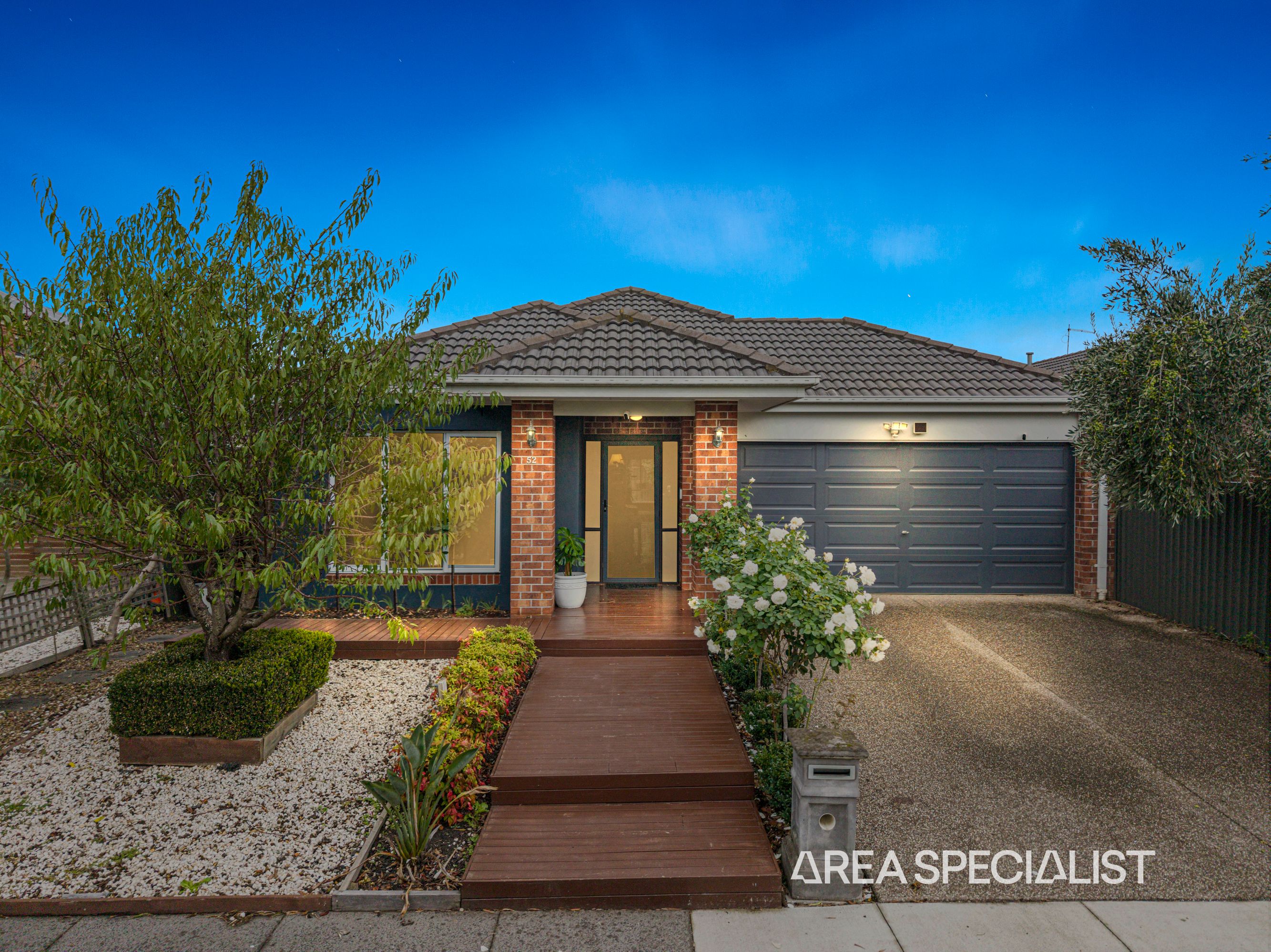 52 Everly Circuit, Pakenham - Thumbnail 2