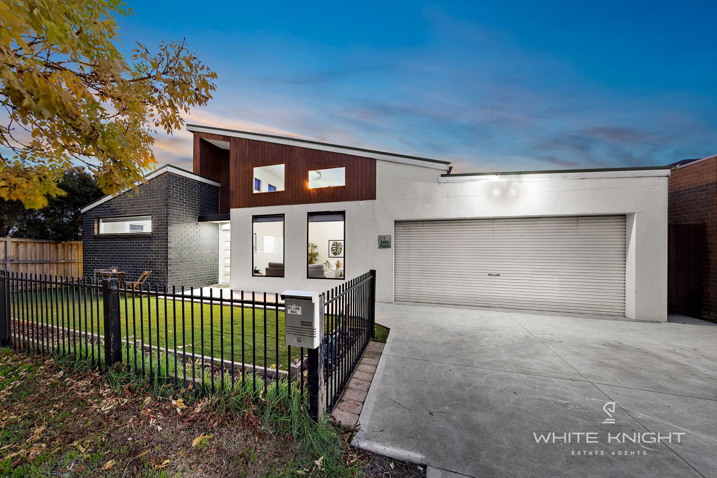 5 Jells Place, Caroline Springs VIC 3023, Caroline Springs - Thumbnail 2