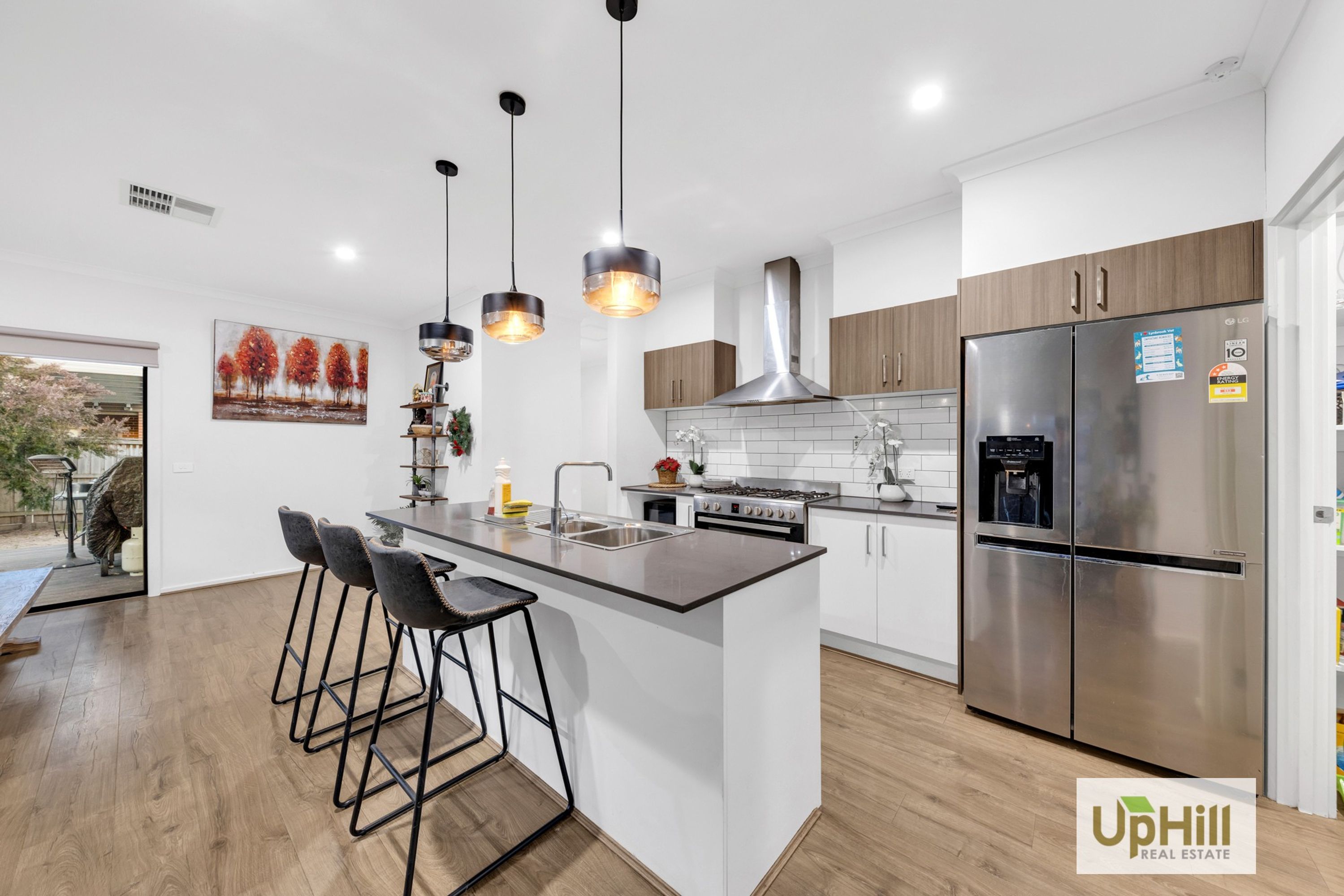 19 Affleck Street, Cranbourne East - Thumbnail 7