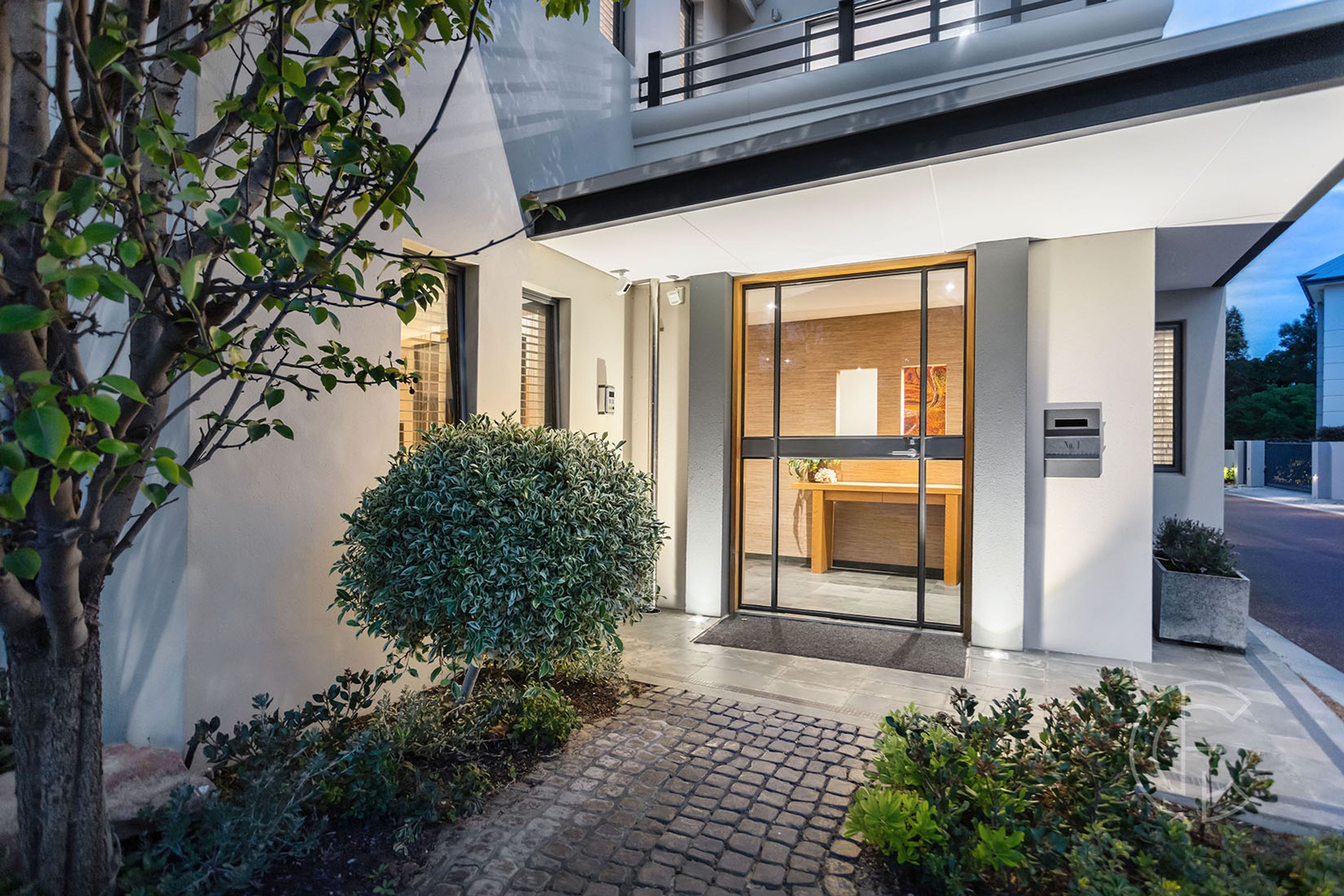 1 Dublin Close, Subiaco, WA 6008, Subiaco - Thumbnail 2