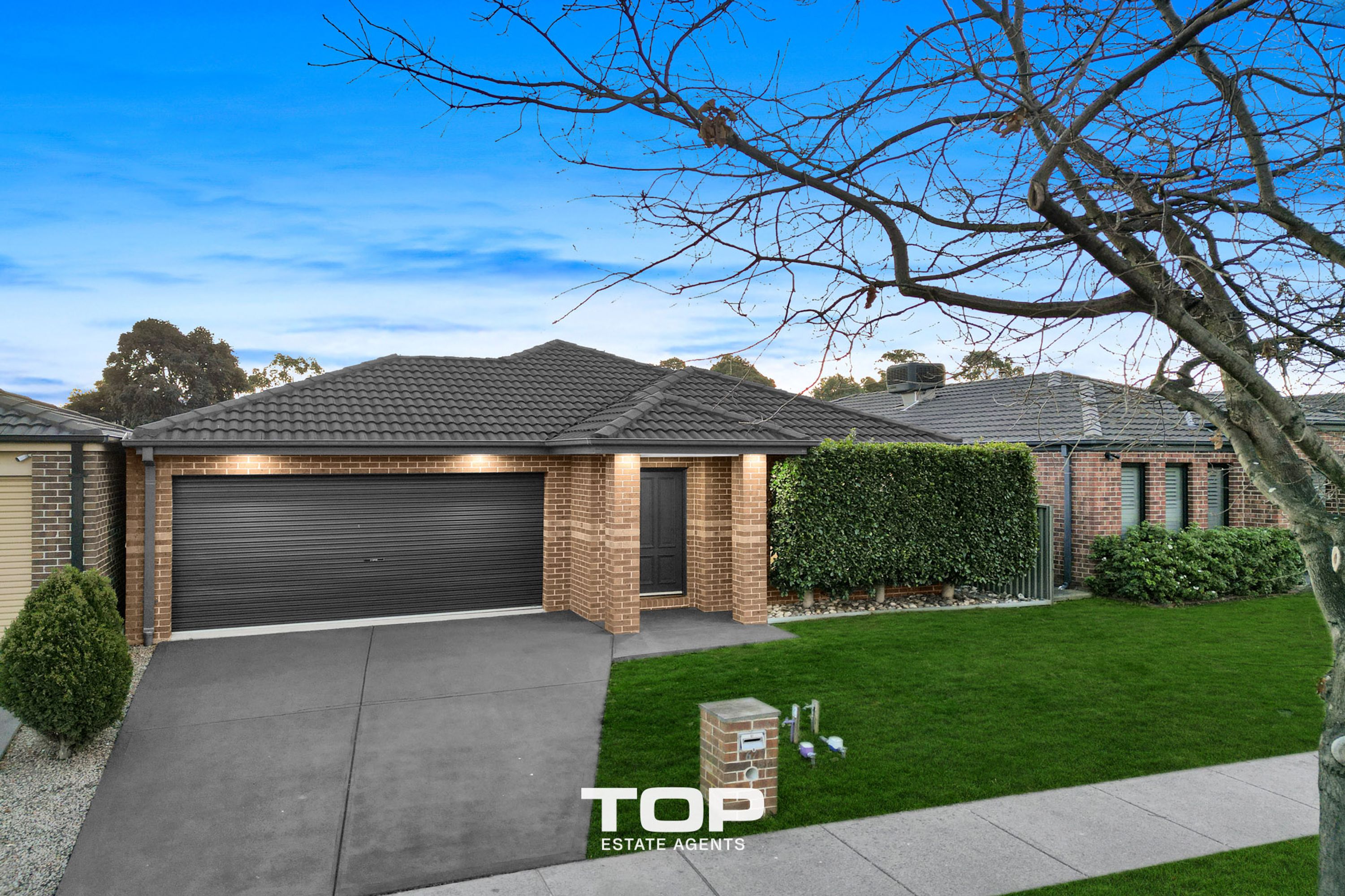 67 Broad Oak Drive, Cranbourne East - Thumbnail 2