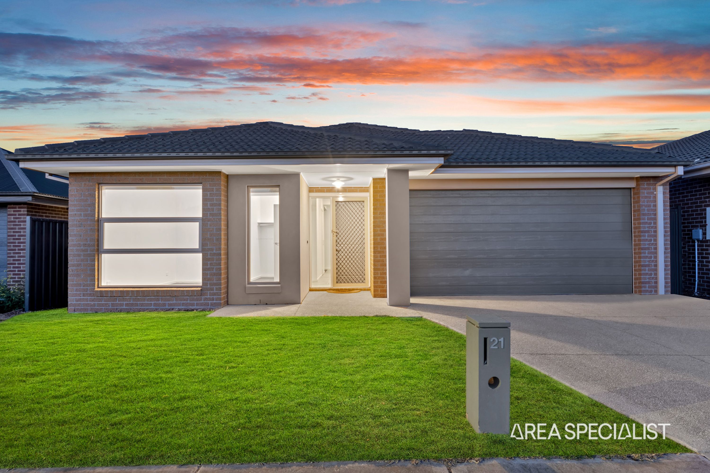 21 Atherton Way, Werribee