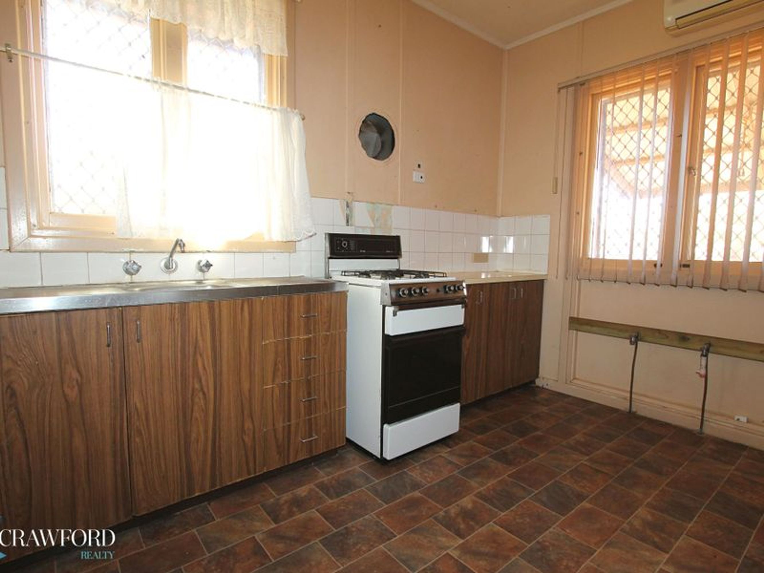 7 Traine Crescent, South Hedland, South Hedland - Thumbnail 4