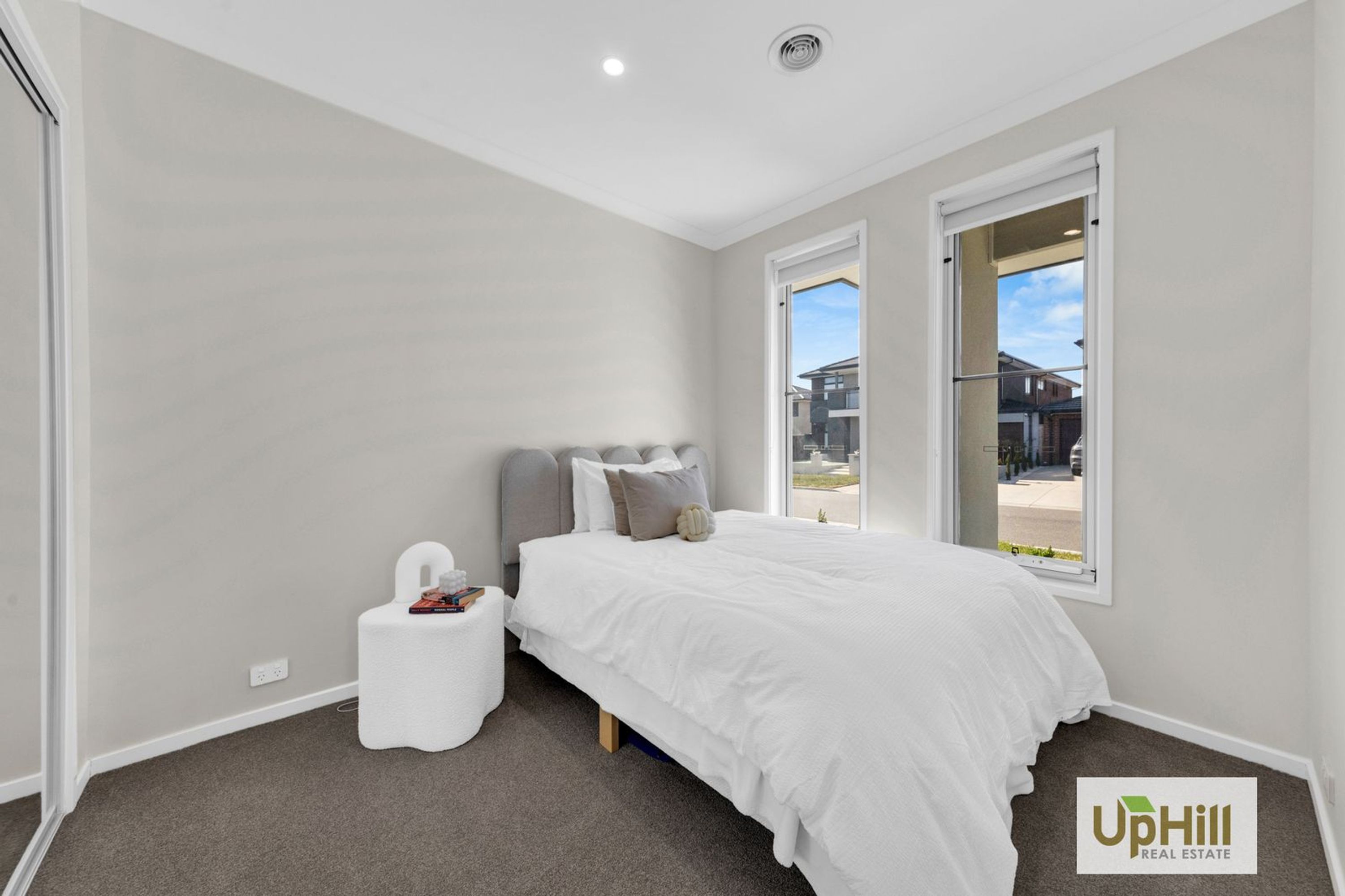 8 Salers Rd, Clyde North - Thumbnail 6