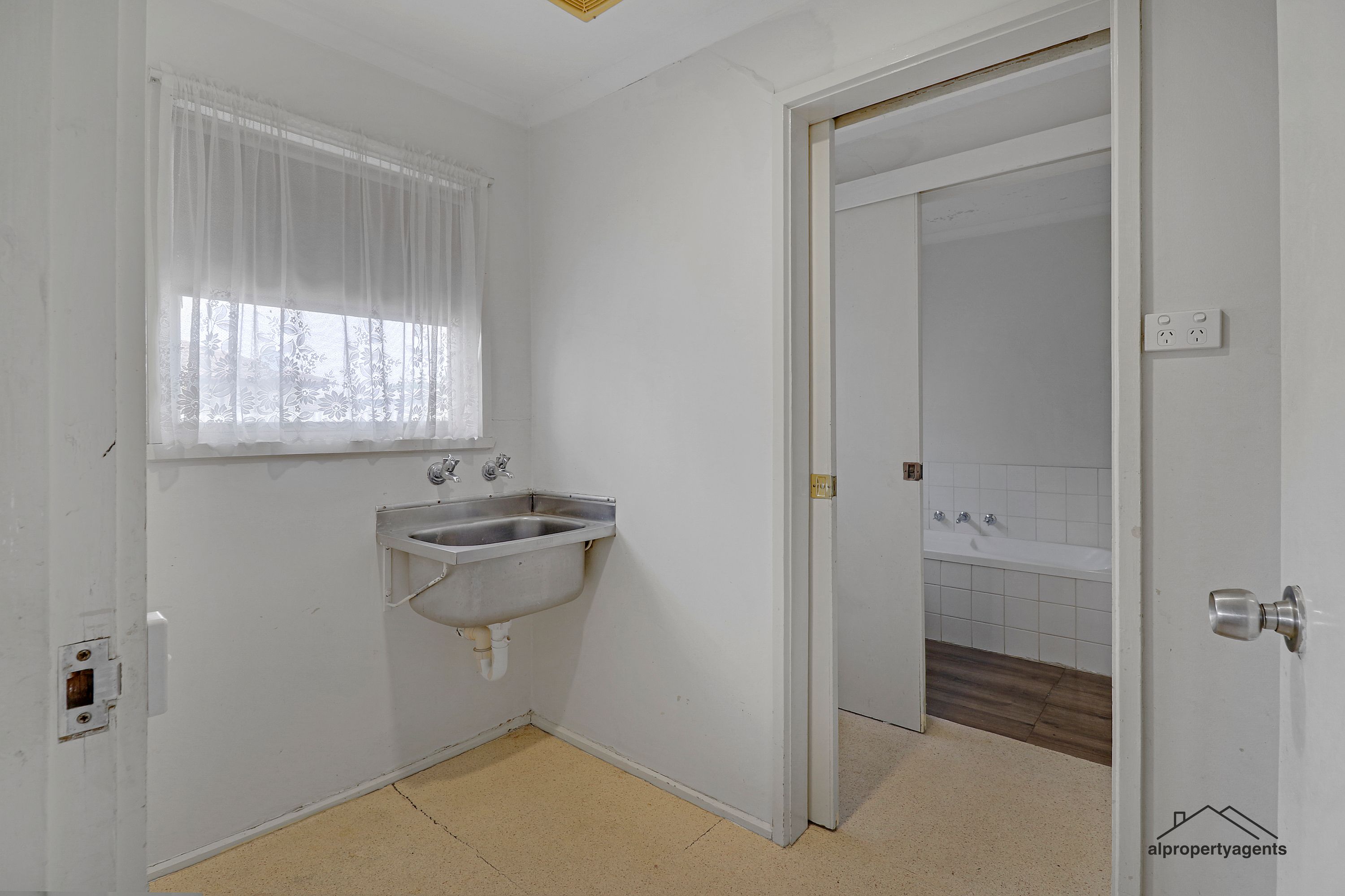 13 Shirley Street, Horsham VIC 3400, Horsham - Thumbnail 7
