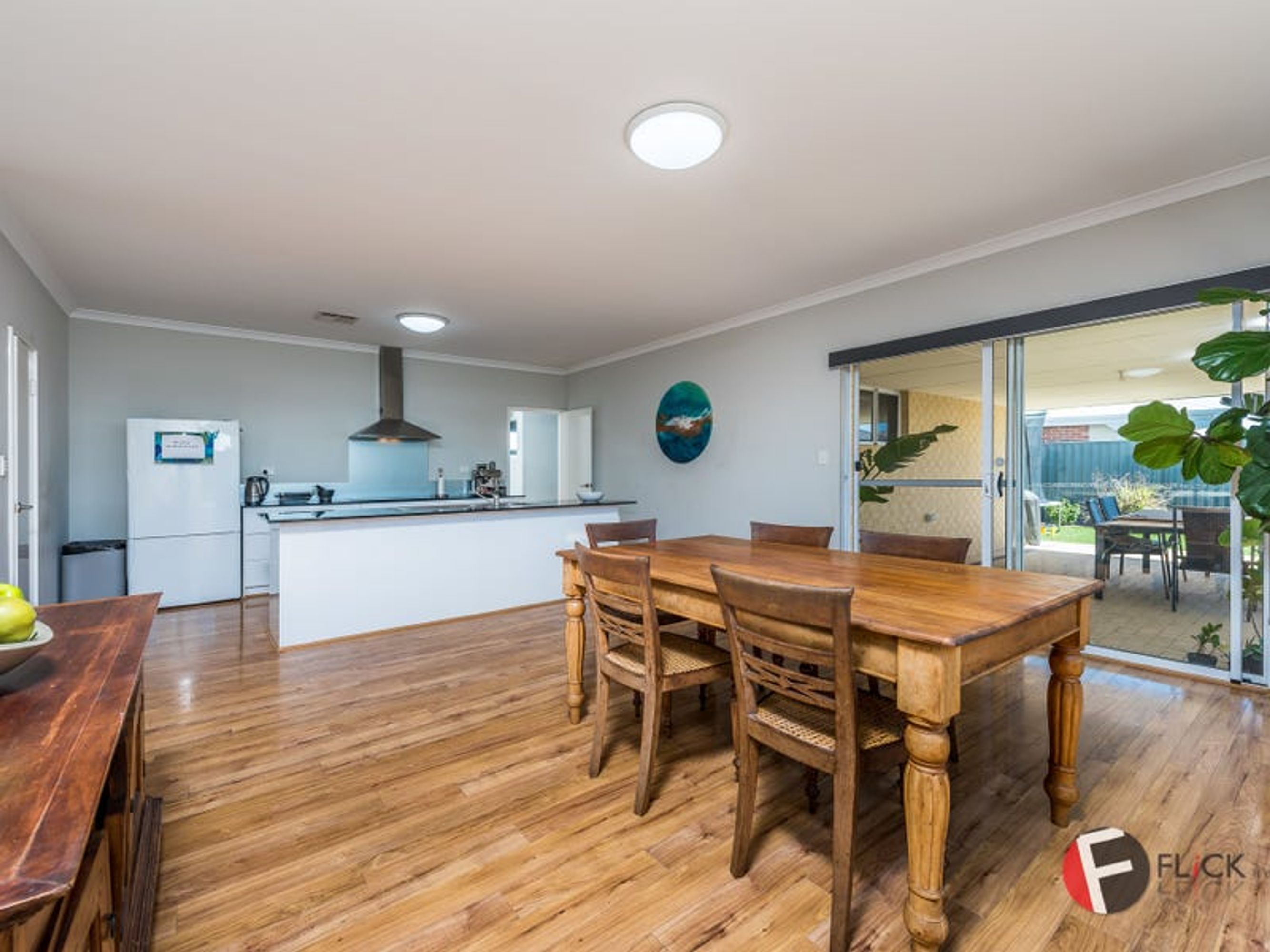 5 Bolero Rd, Aveley, Aveley - Thumbnail 7