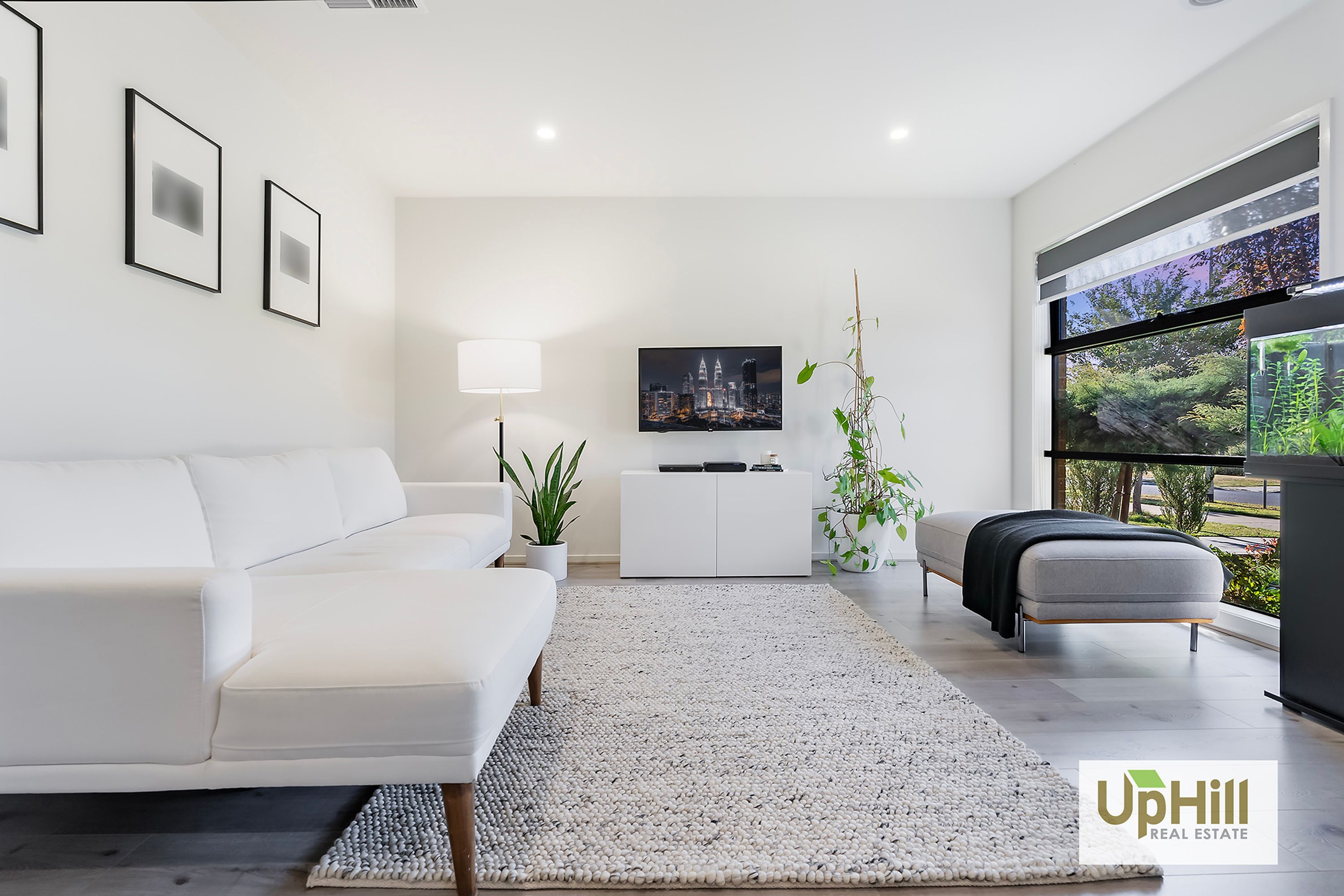 266 Heather Grove, Clyde North - Thumbnail 3