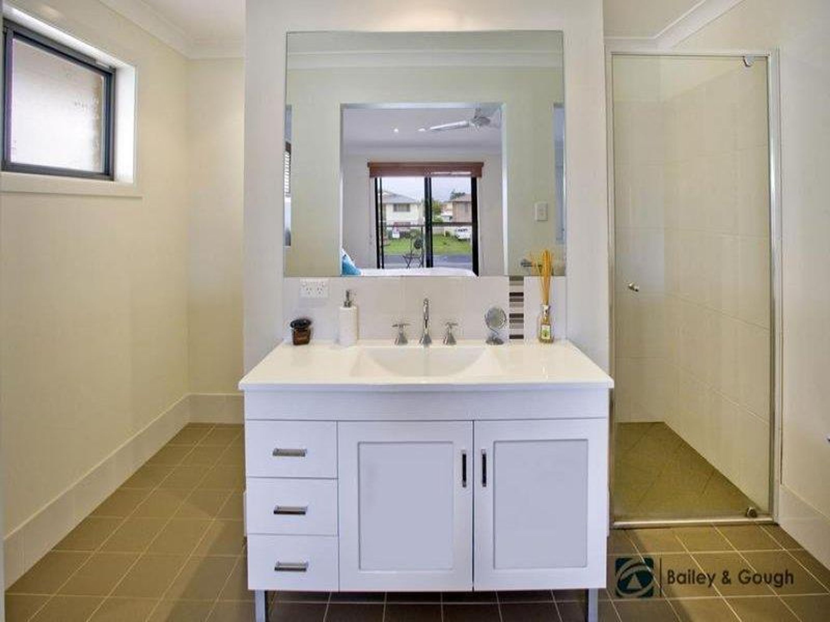 42 Riverdale Court, Grafton - Thumbnail 7