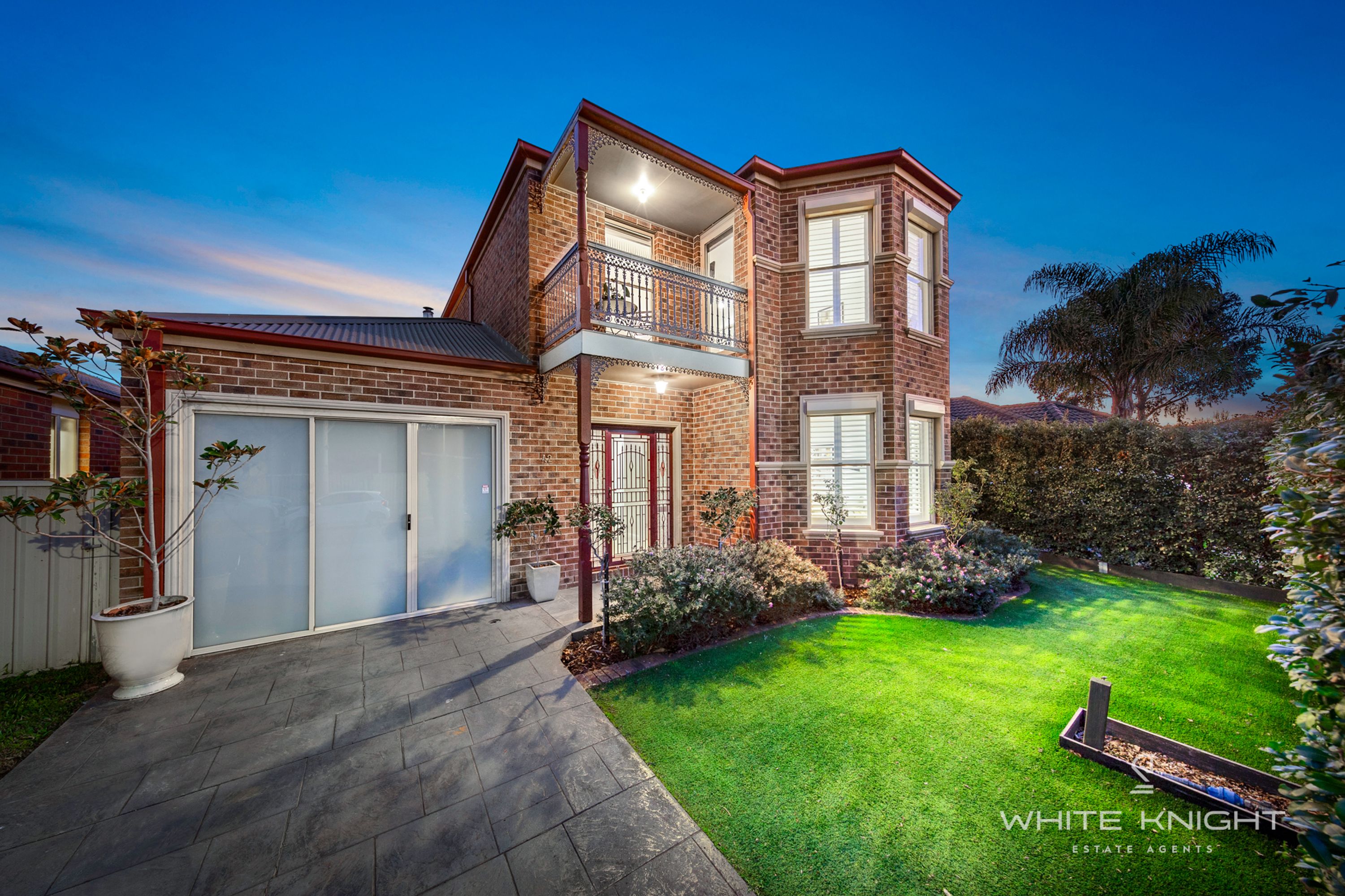 42 Naracoorte Drive, Caroline Springs VIC 3023, Caroline Springs - Thumbnail 2