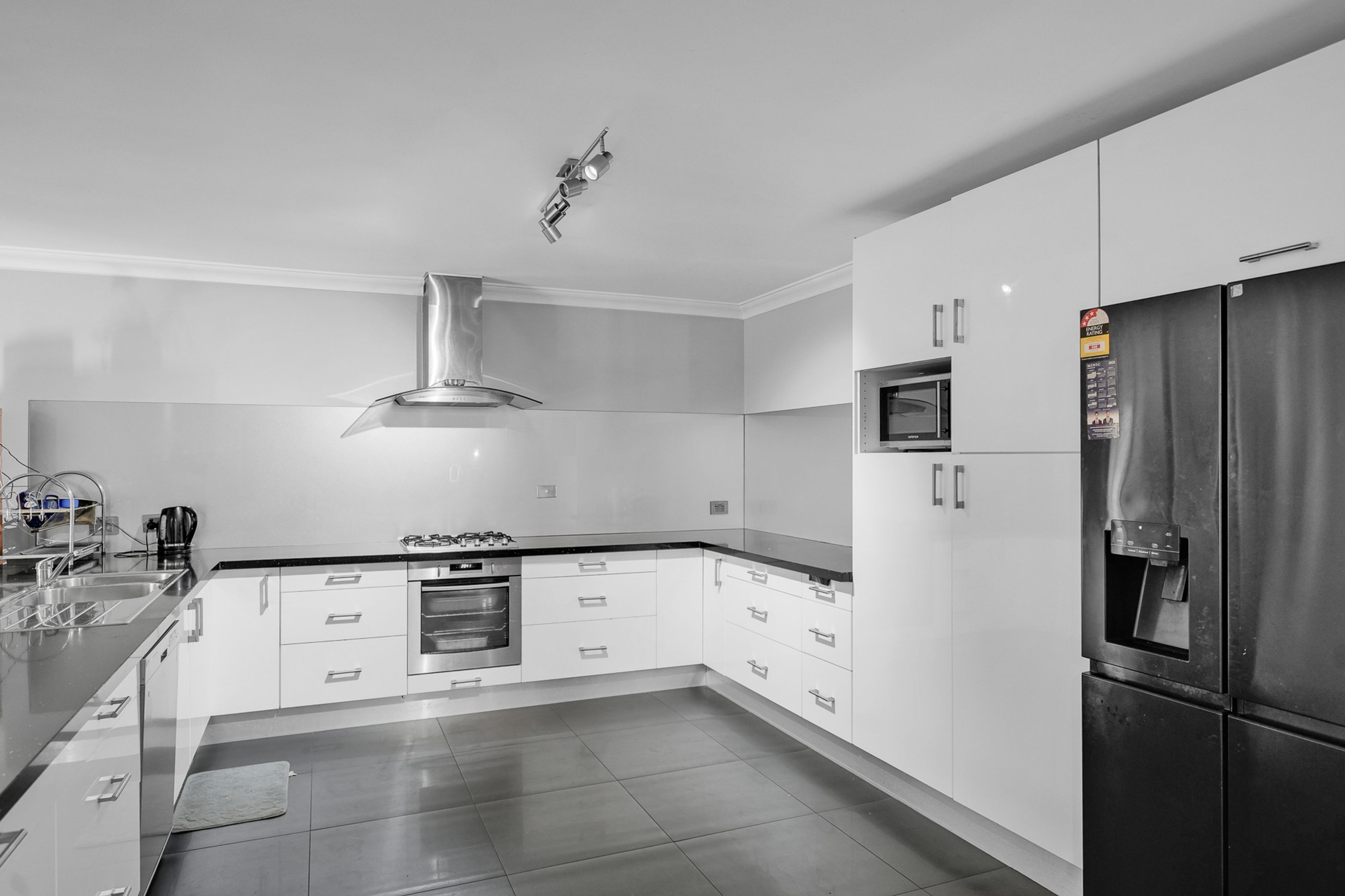 3 Walker Place, Gosnells, Gosnells - Thumbnail 6