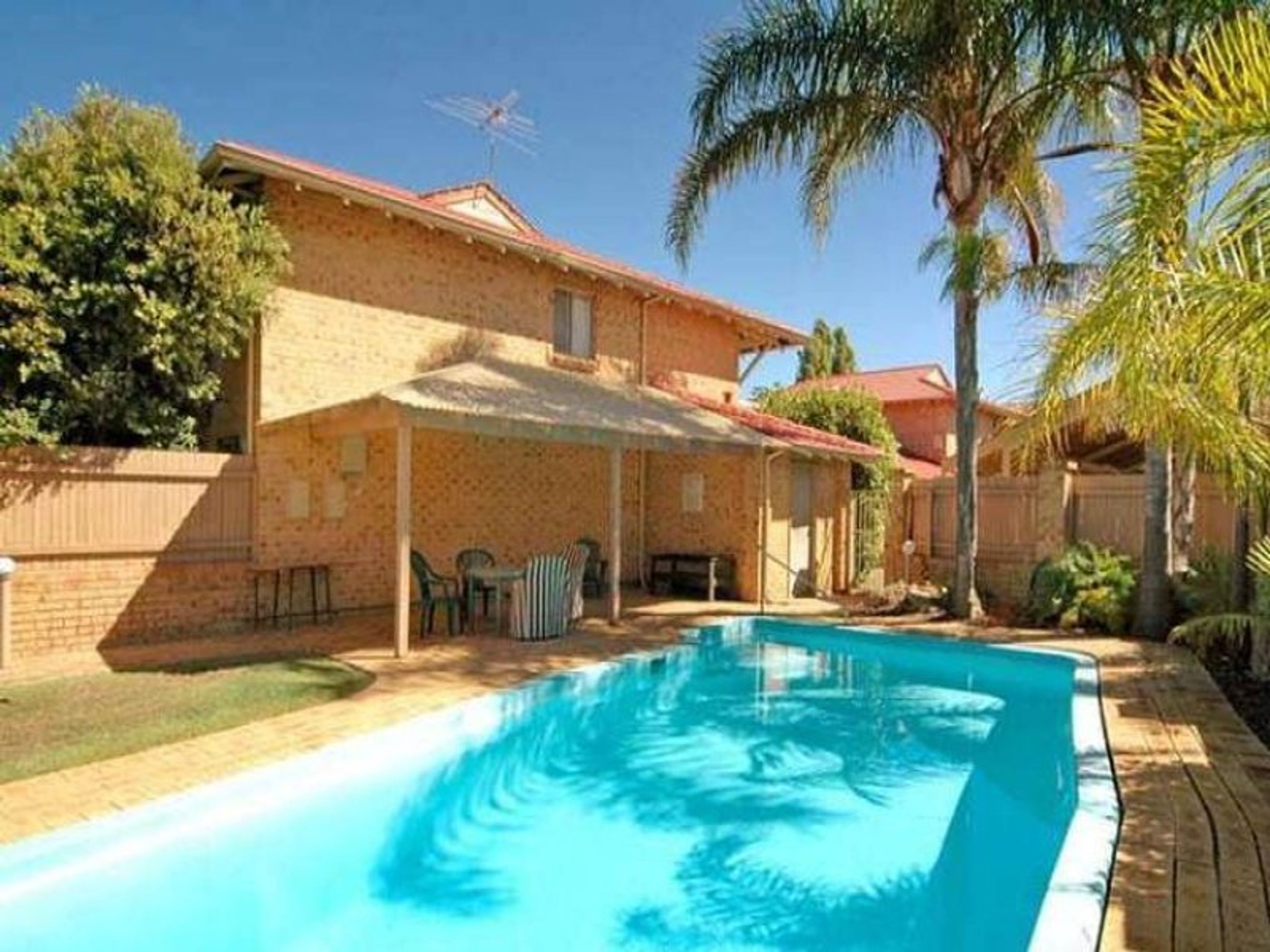 5/7 Waterway Court, Churchlands, WA 6018, Churchlands - Thumbnail 2