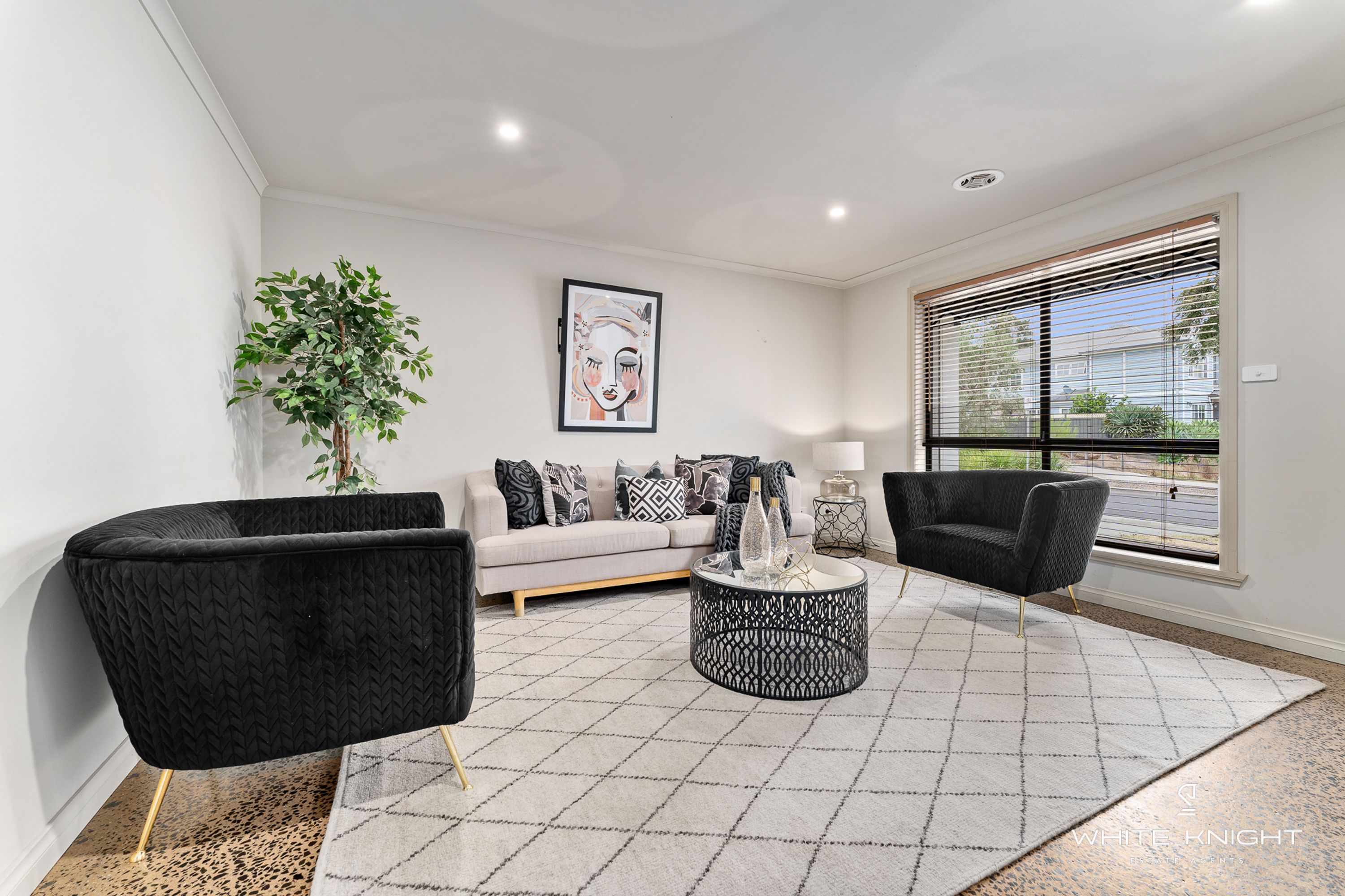 35 Creekbank Place, Caroline Springs VIC 3023, Caroline Springs - Thumbnail 4