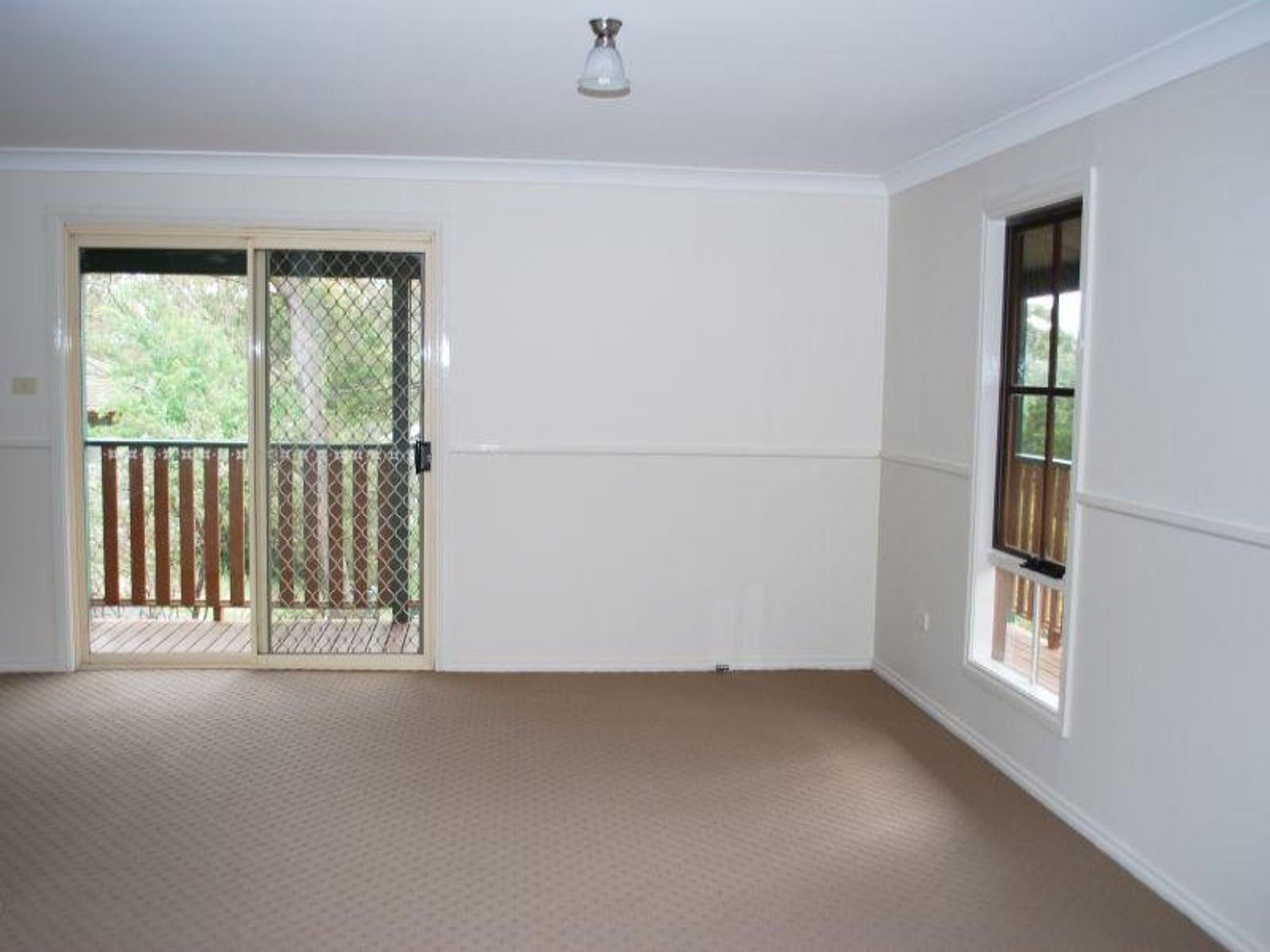 45 Govett St, Katoomba - Thumbnail 4