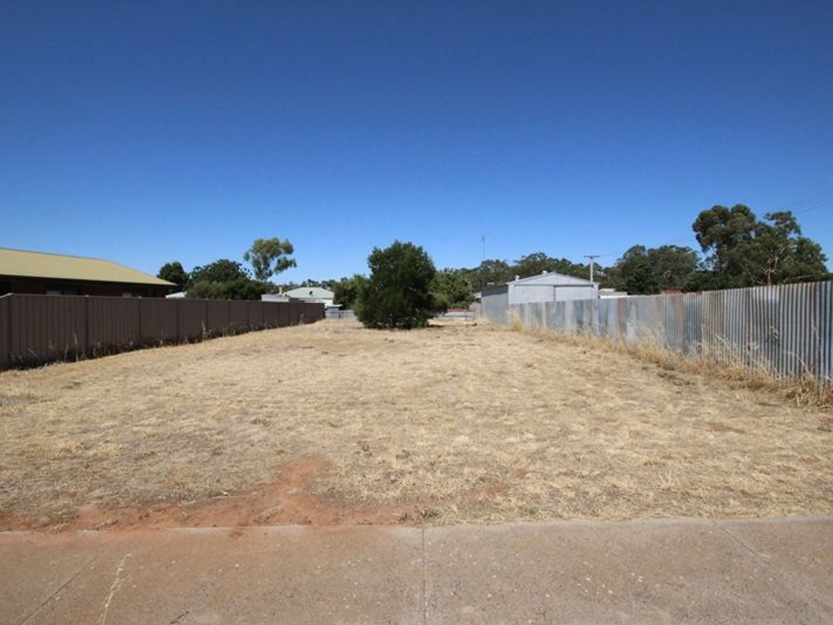 17 Cox Street, Warracknabeal VIC 3393, Warracknabeal - Thumbnail 3