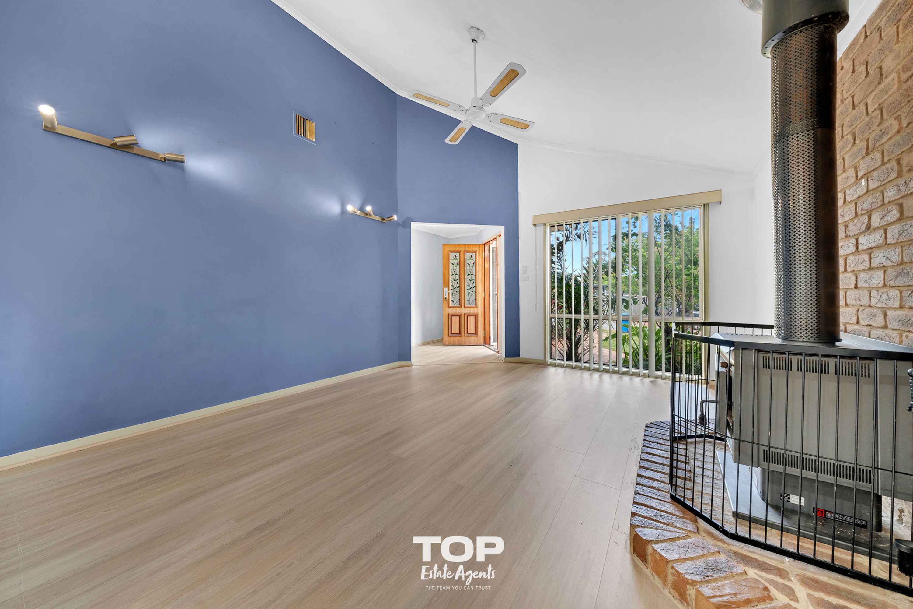 2 Janson Close, Narre Warren South - Thumbnail 3