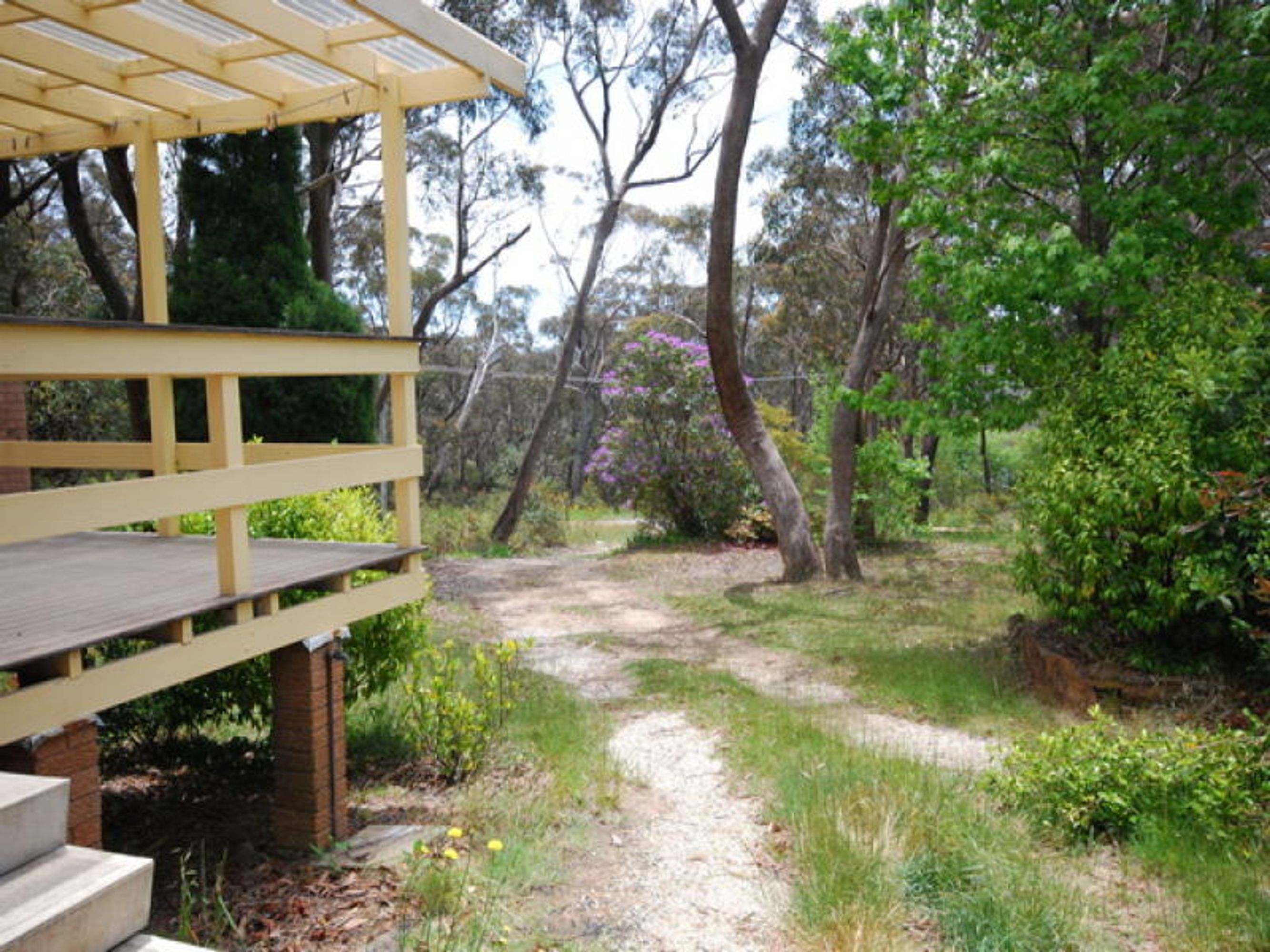 16 Essendene Road, Katoomba - Thumbnail 2