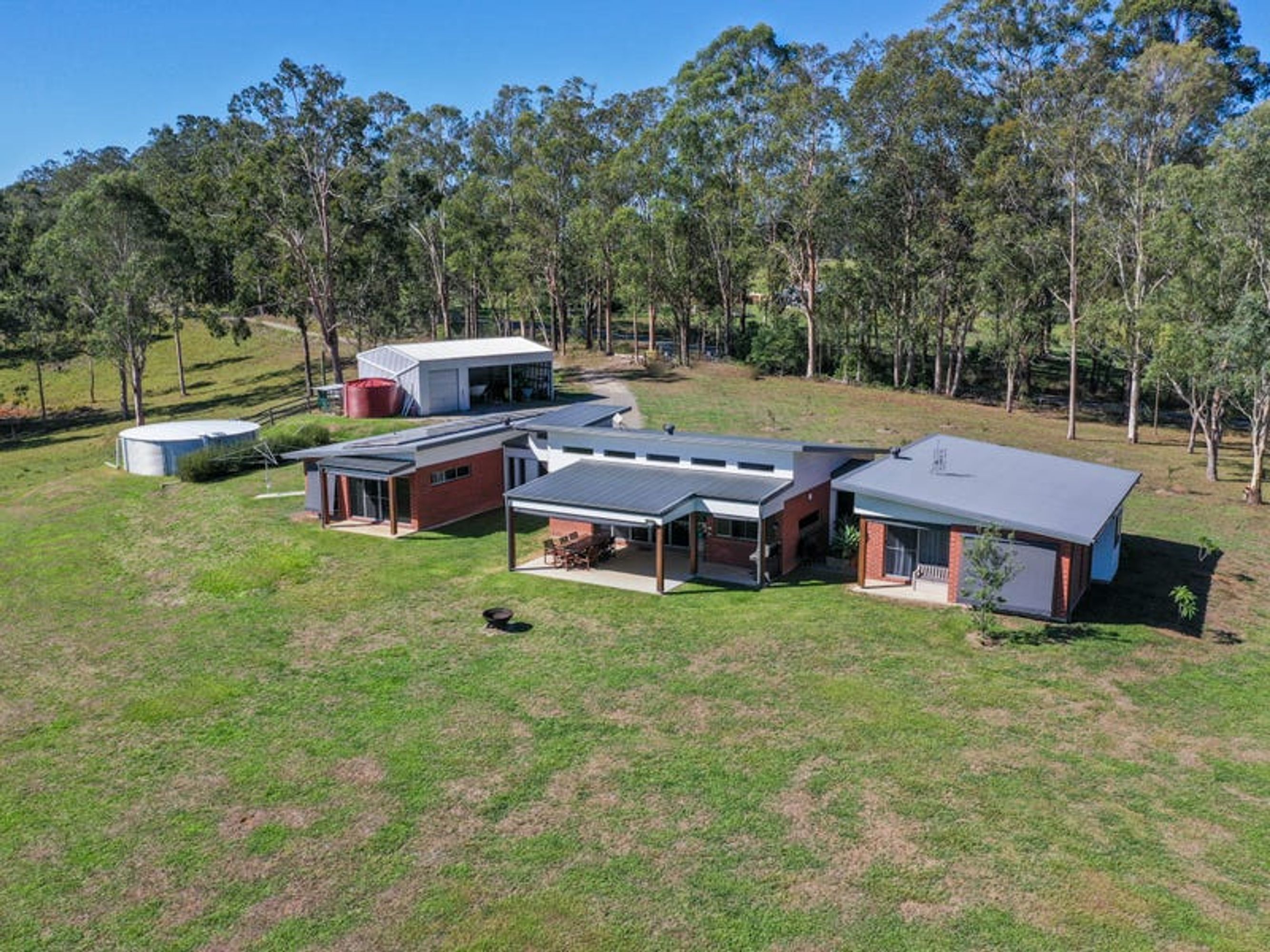 5209 Orara Way, Braunstone - Image 1