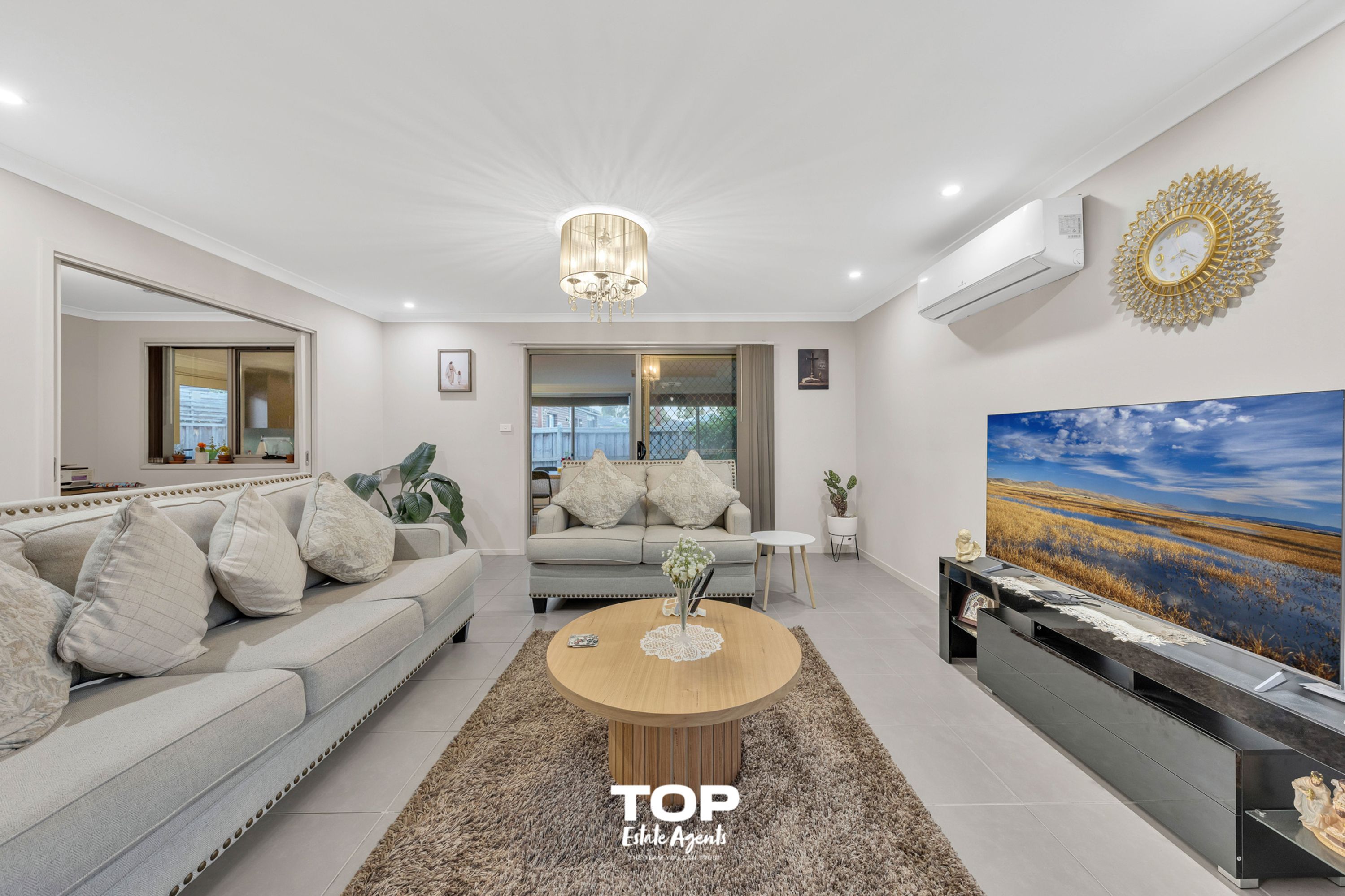 26 Quarters Boulevard, Cranbourne West - Thumbnail 5