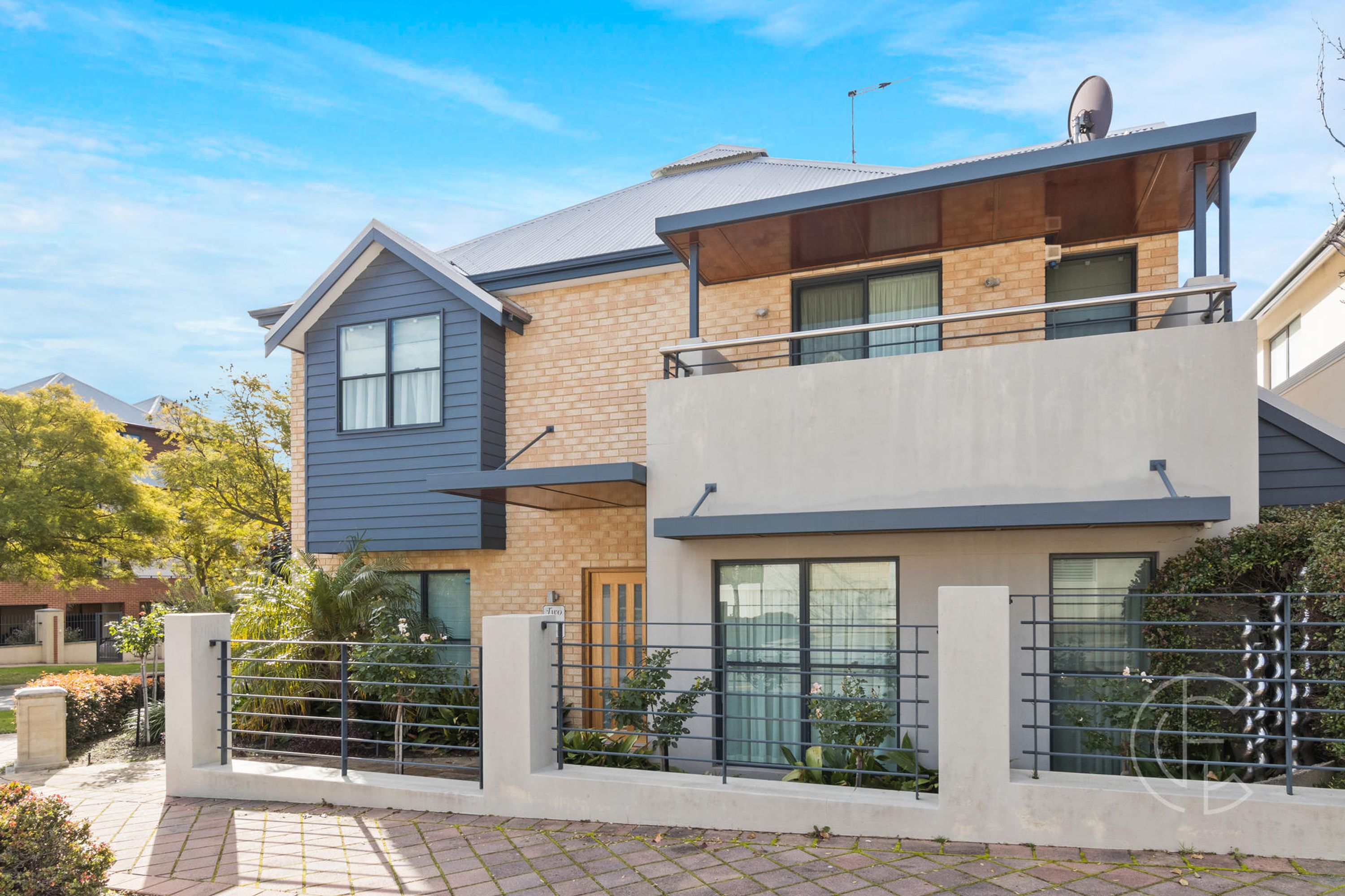2 Allora Avenue, Subiaco - Thumbnail 2