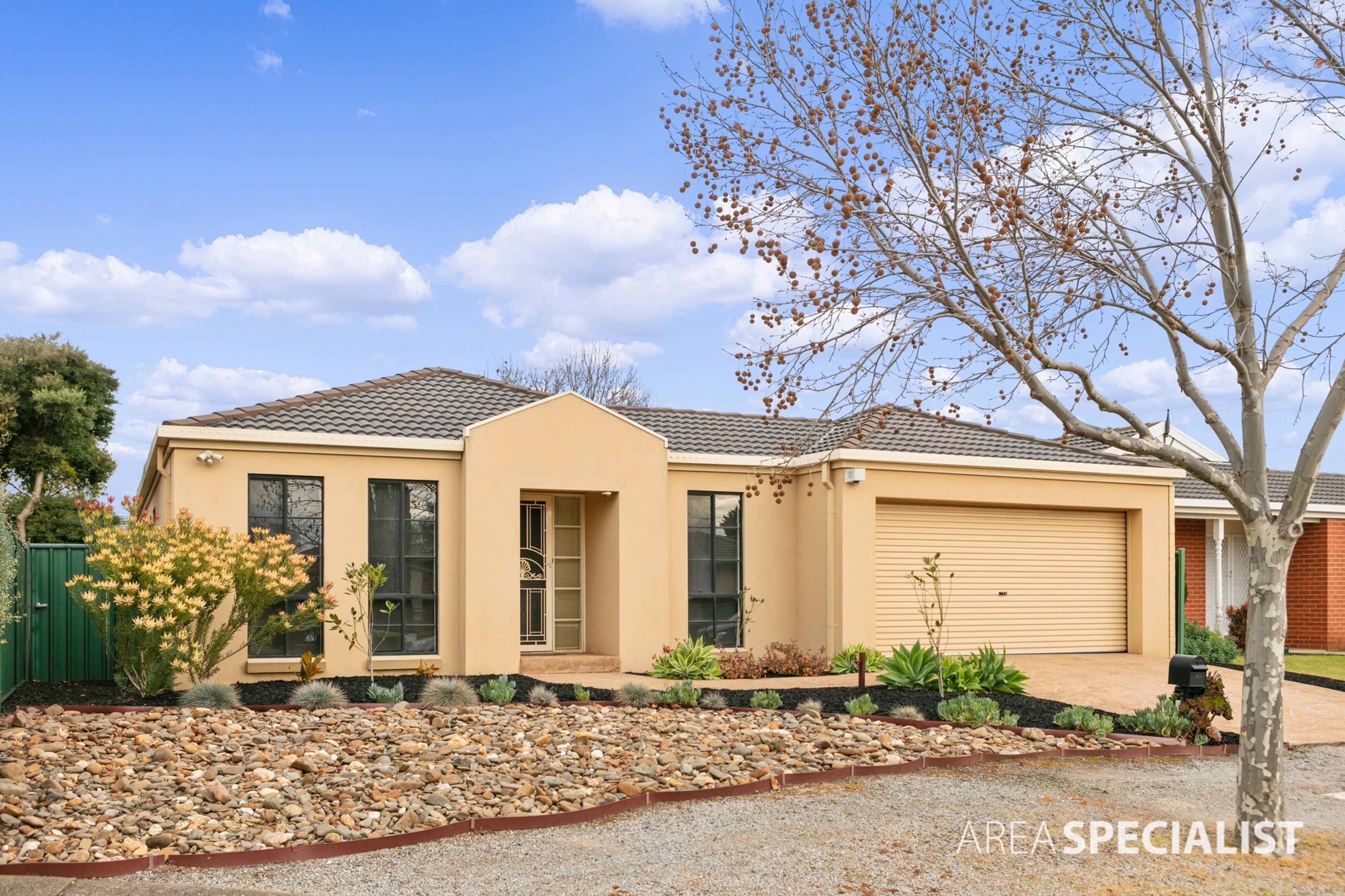 11 McQuillan Way, Burnside VIC 3023, Burnside - Thumbnail 2