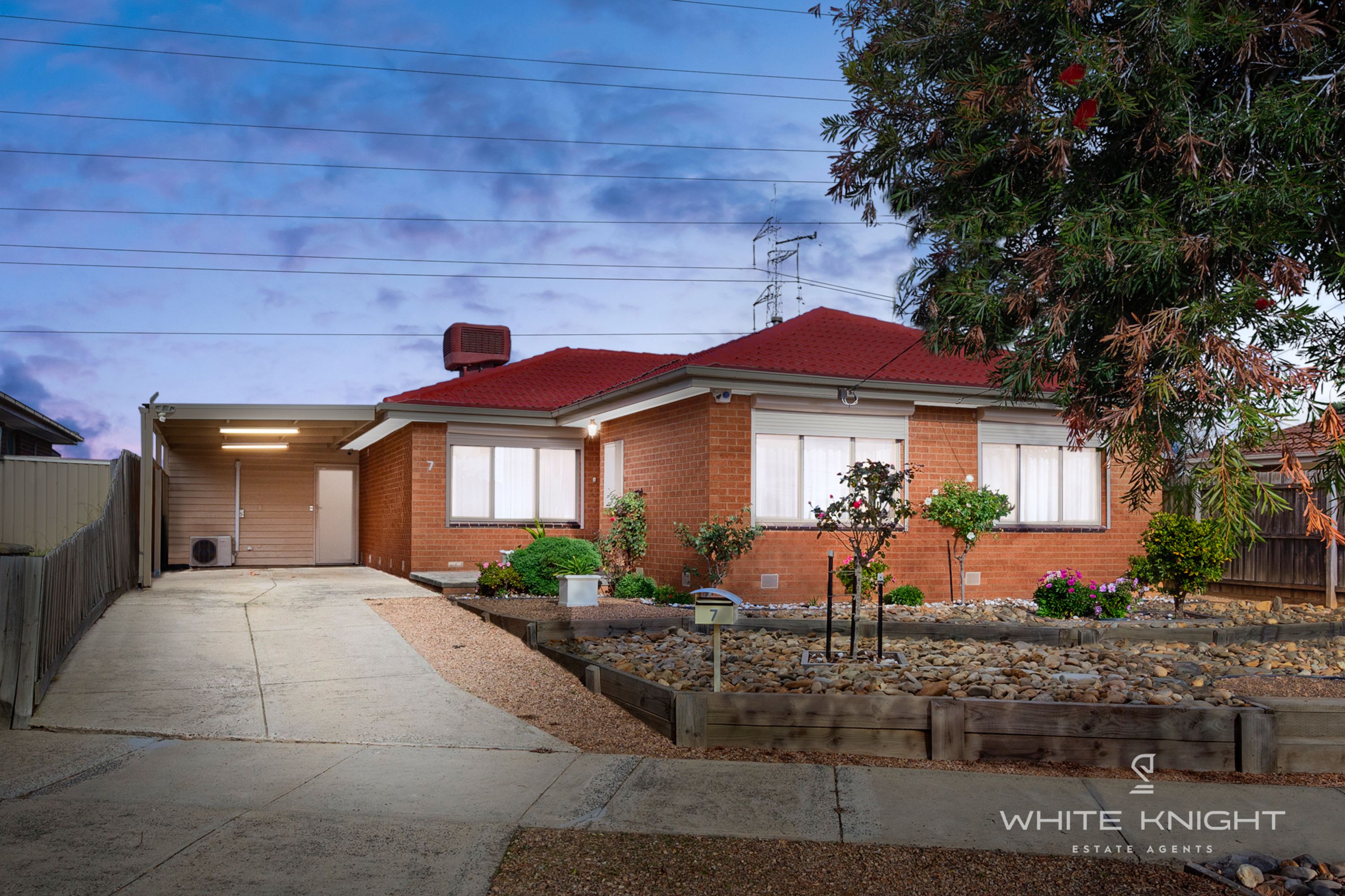 7 Urban Place, Albanvale VIC 3021, Albanvale - Thumbnail 2