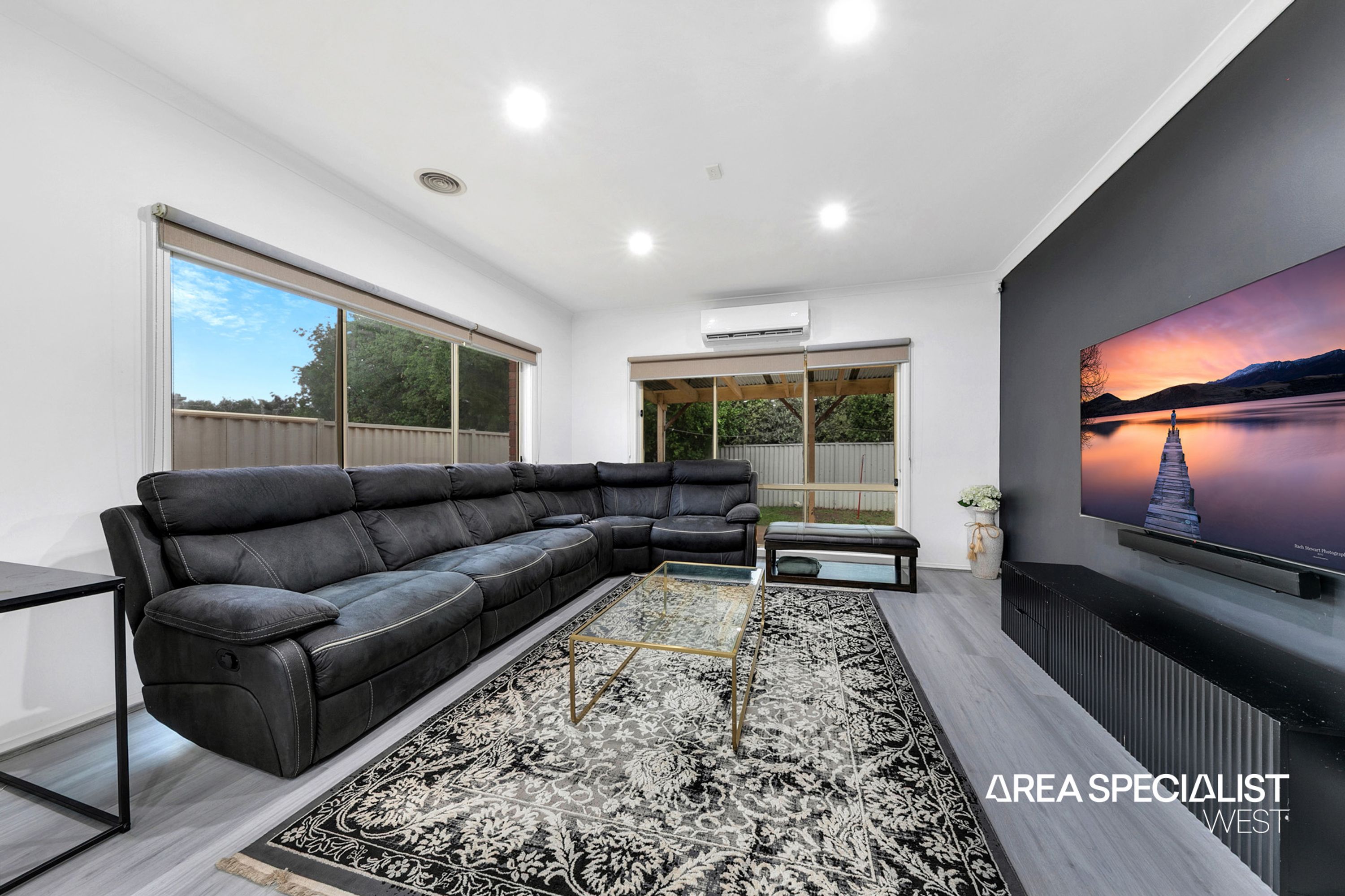 8 Netherton Place, Caroline Springs, Caroline Springs - Thumbnail 4