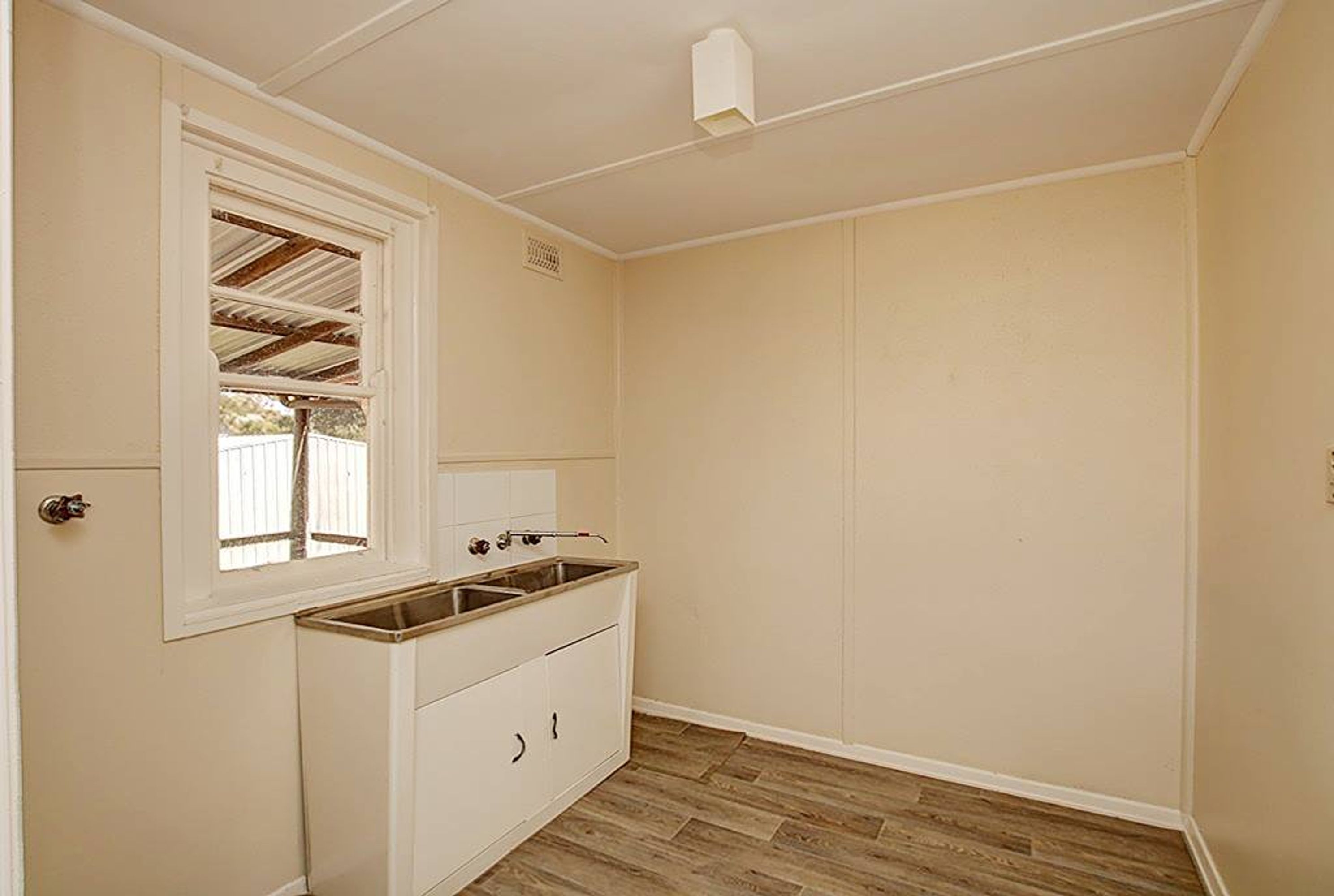 11 Stewart Street, Horsham VIC 3400, Horsham - Thumbnail 8