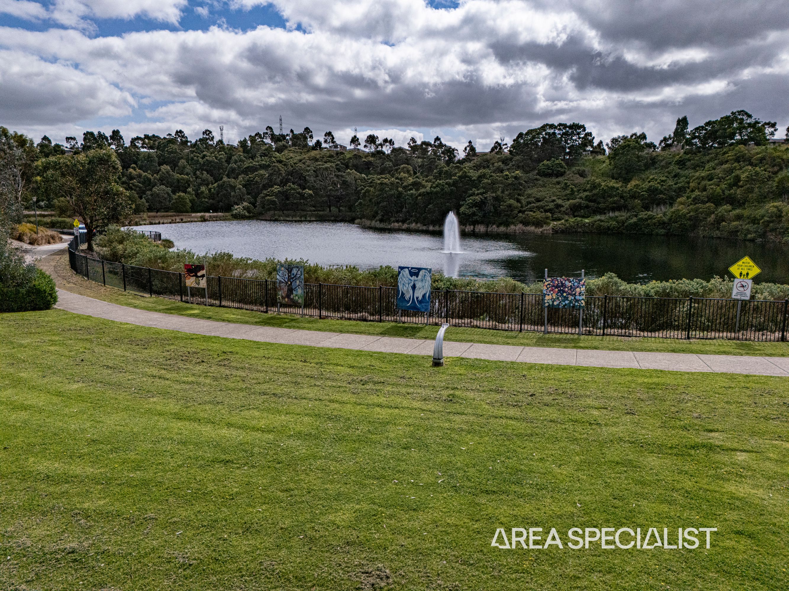 35 Windermere Boulevard, Pakenham - Thumbnail 6