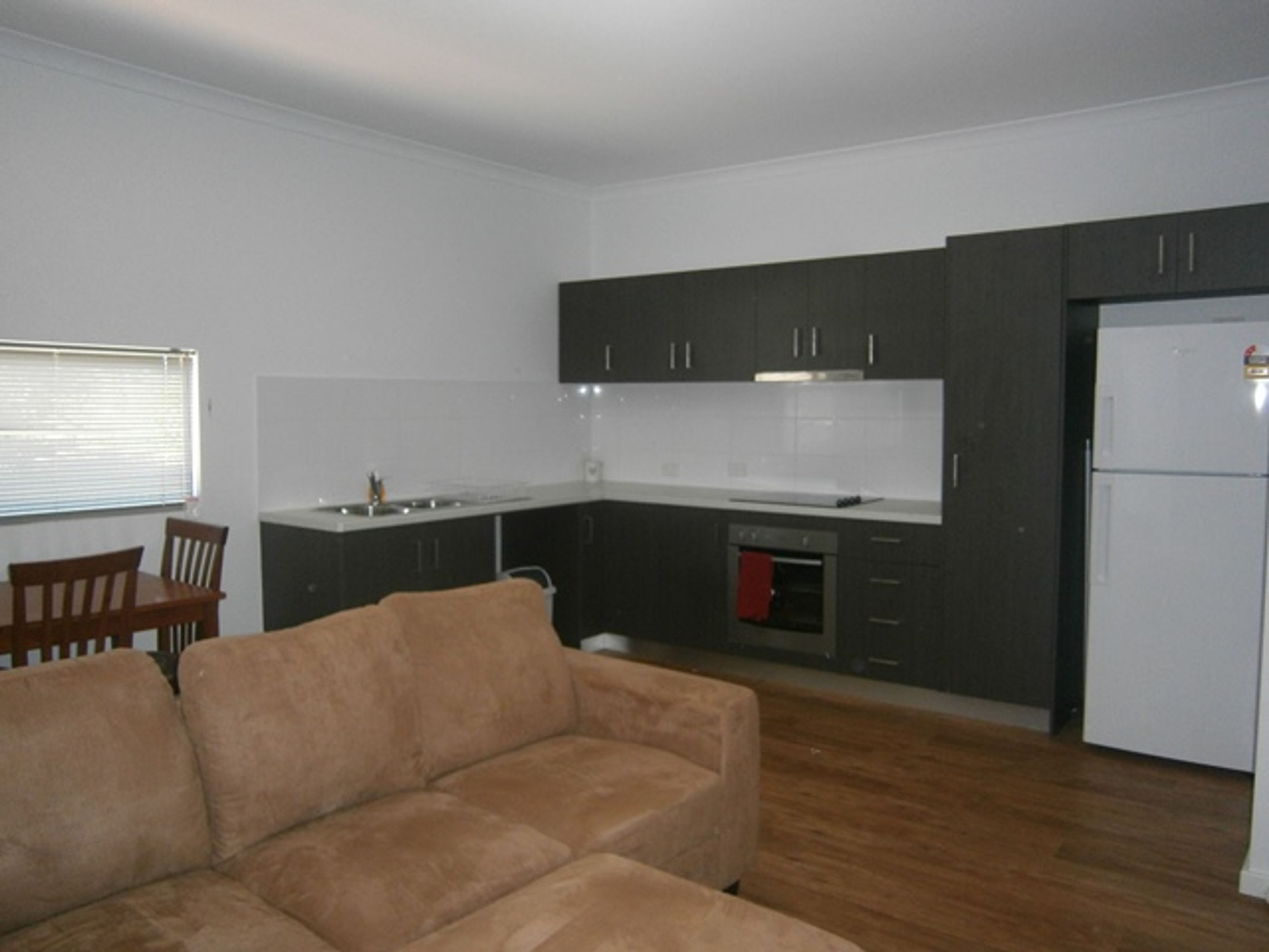 4/30 Mindarra Drive, Newman, Newman - Thumbnail 2