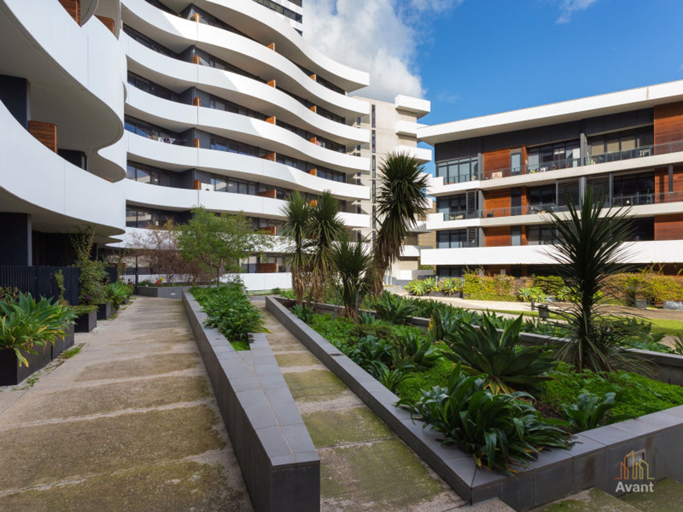 734/38 Mount Alexander Road, Travancore - Thumbnail 2
