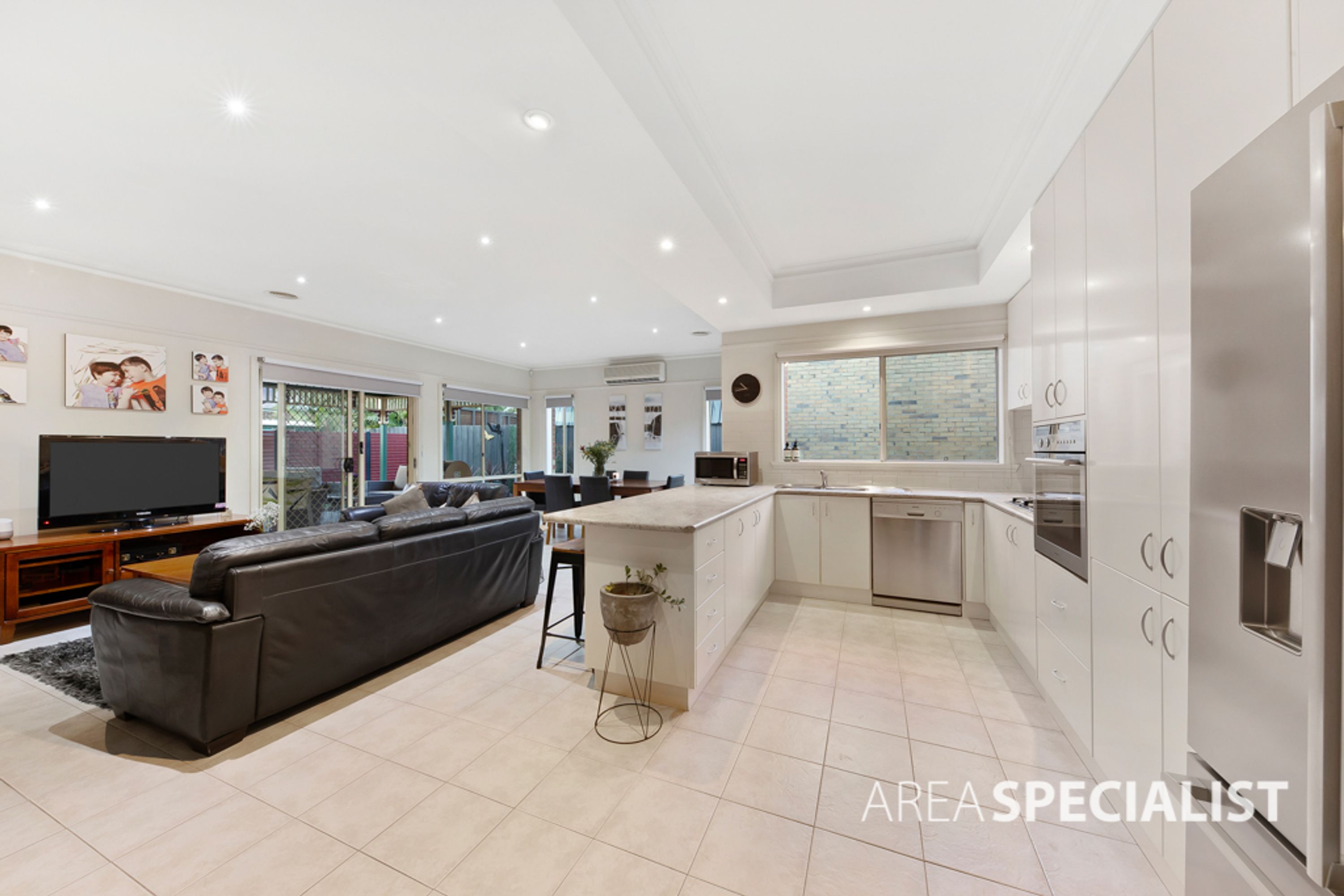 1 Settlers Way, Cairnlea VIC 3023, Cairnlea - Thumbnail 6