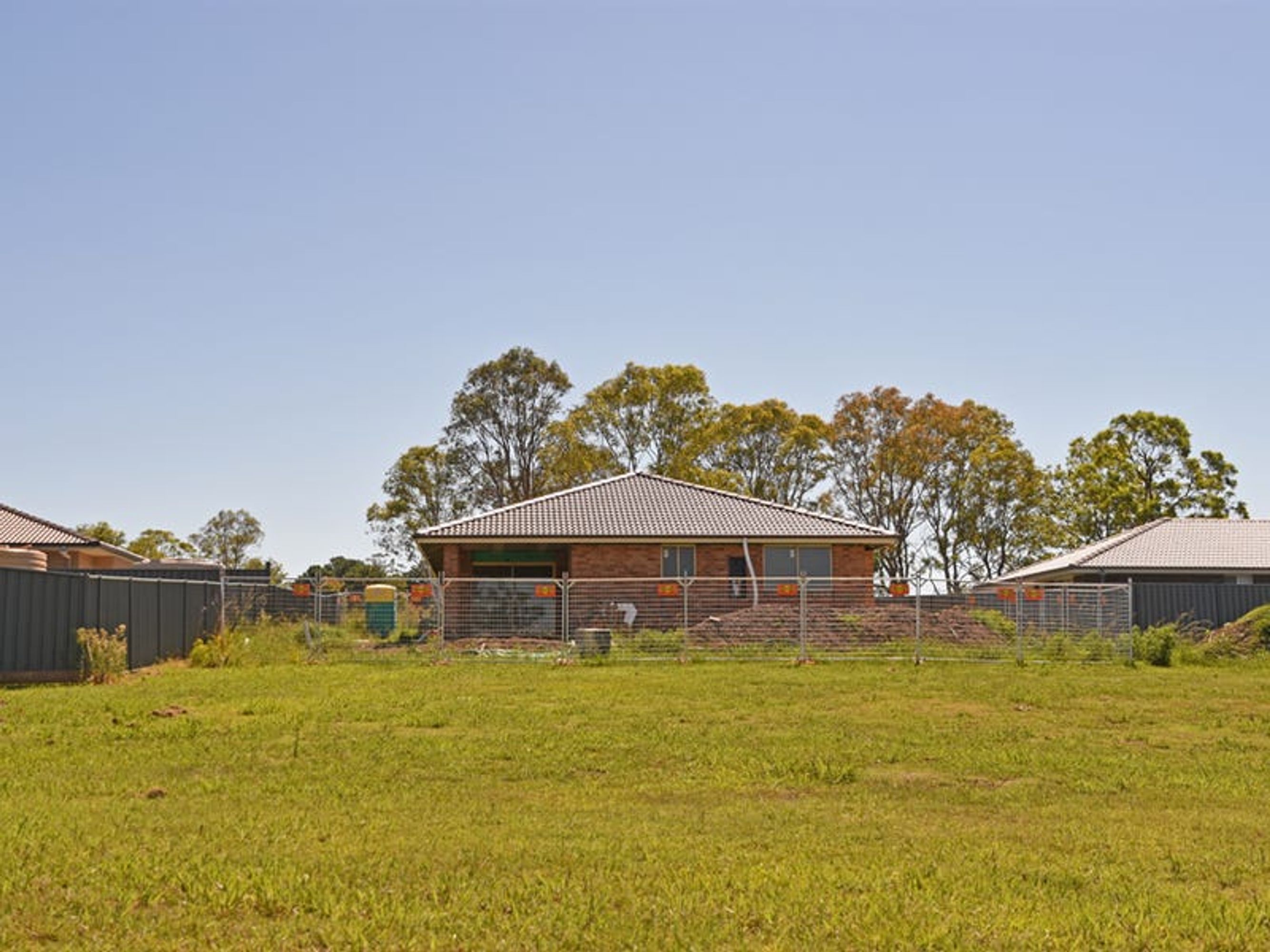 8 Bryce Crescent, Lawrence - Thumbnail 3