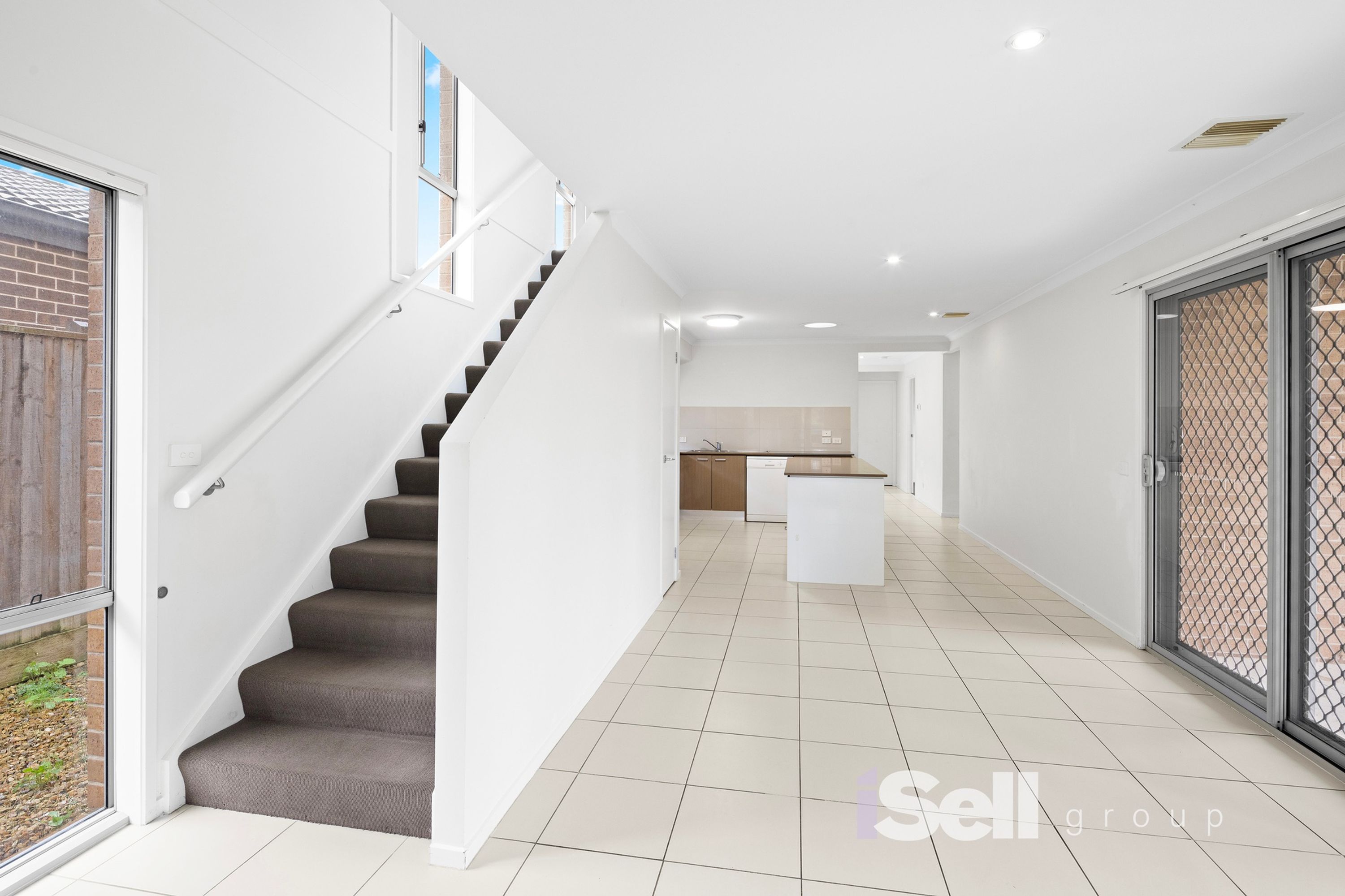 6 Bunyip Lane, Clyde North - Thumbnail 5