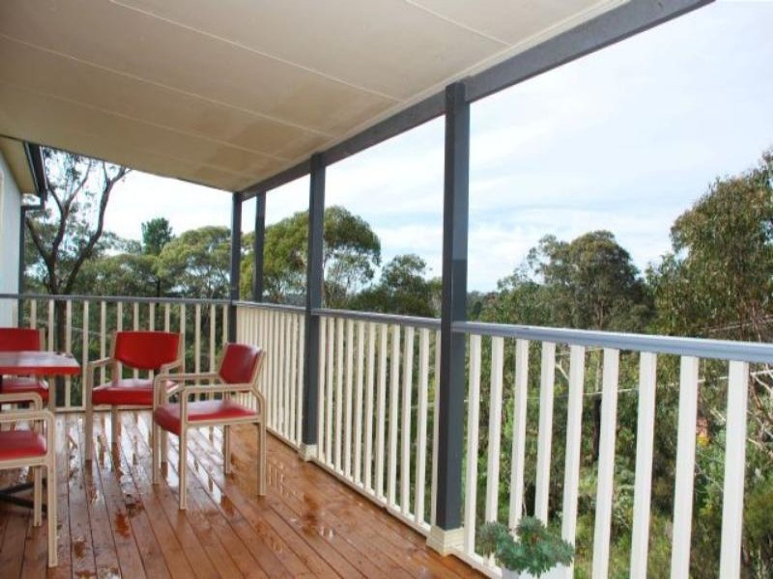 36 Third Ave, Katoomba - Thumbnail 3