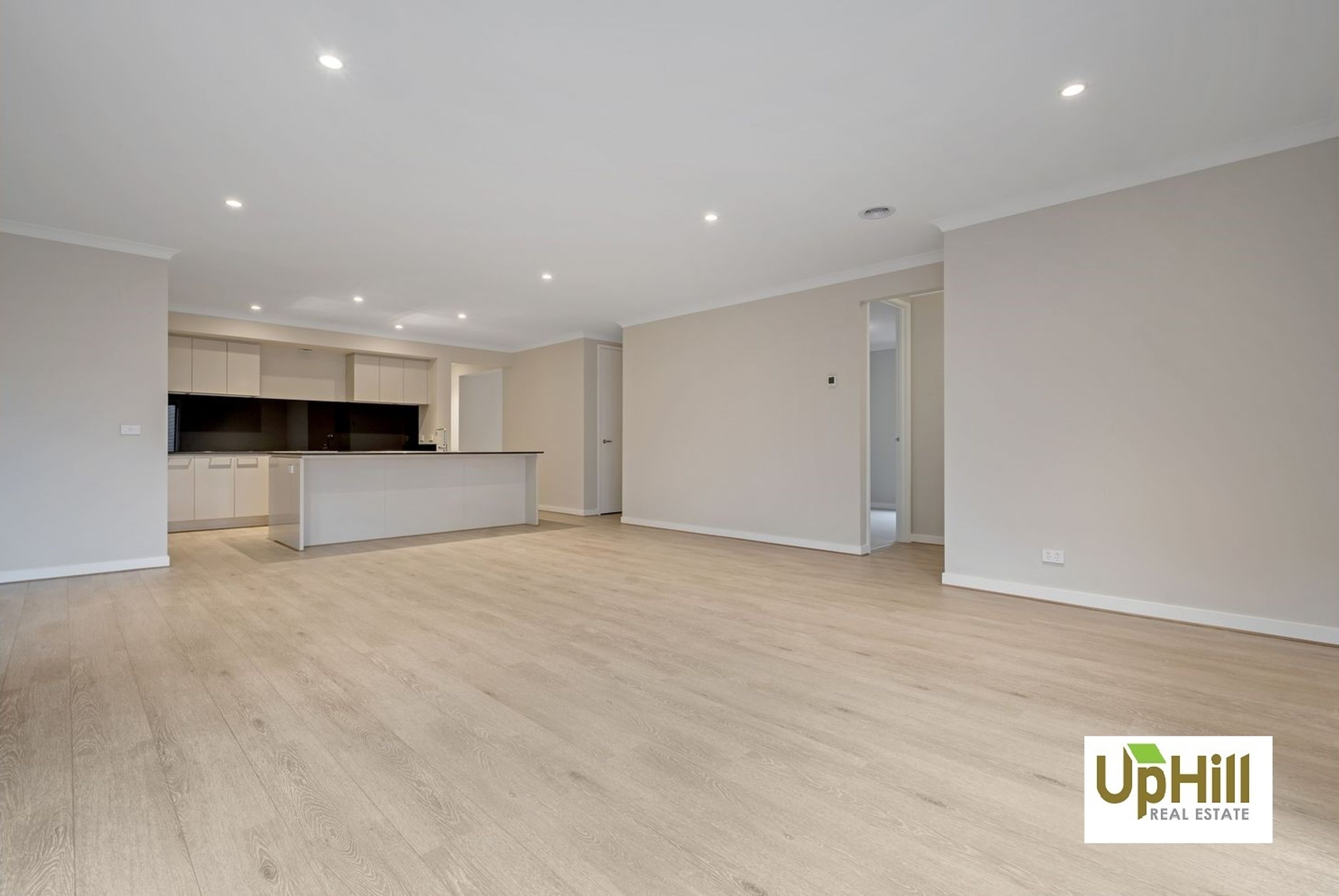10 Savage Way, Clyde North - Thumbnail 6