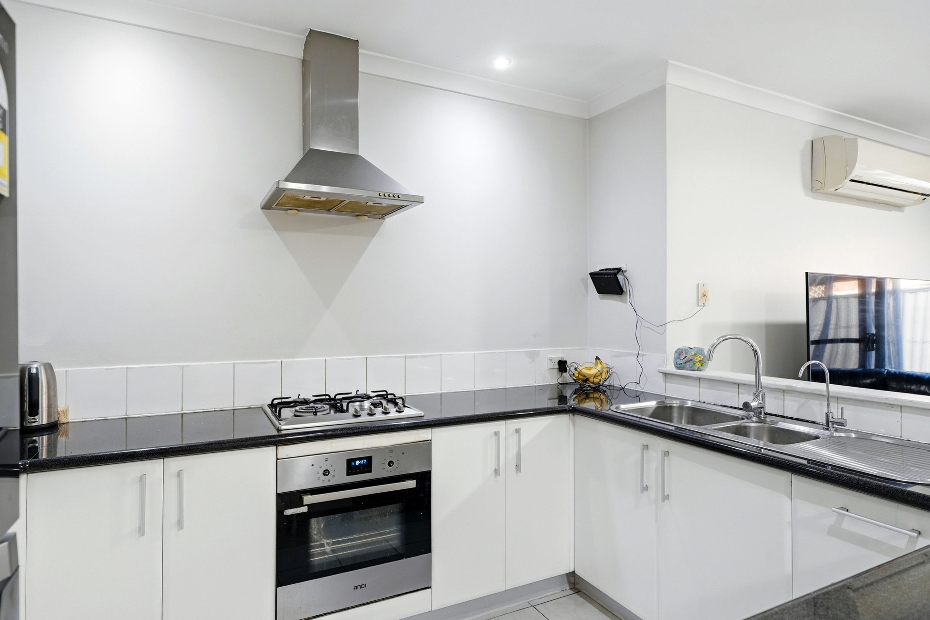 3/8 Toledo Close, Cannington, Cannington - Thumbnail 5