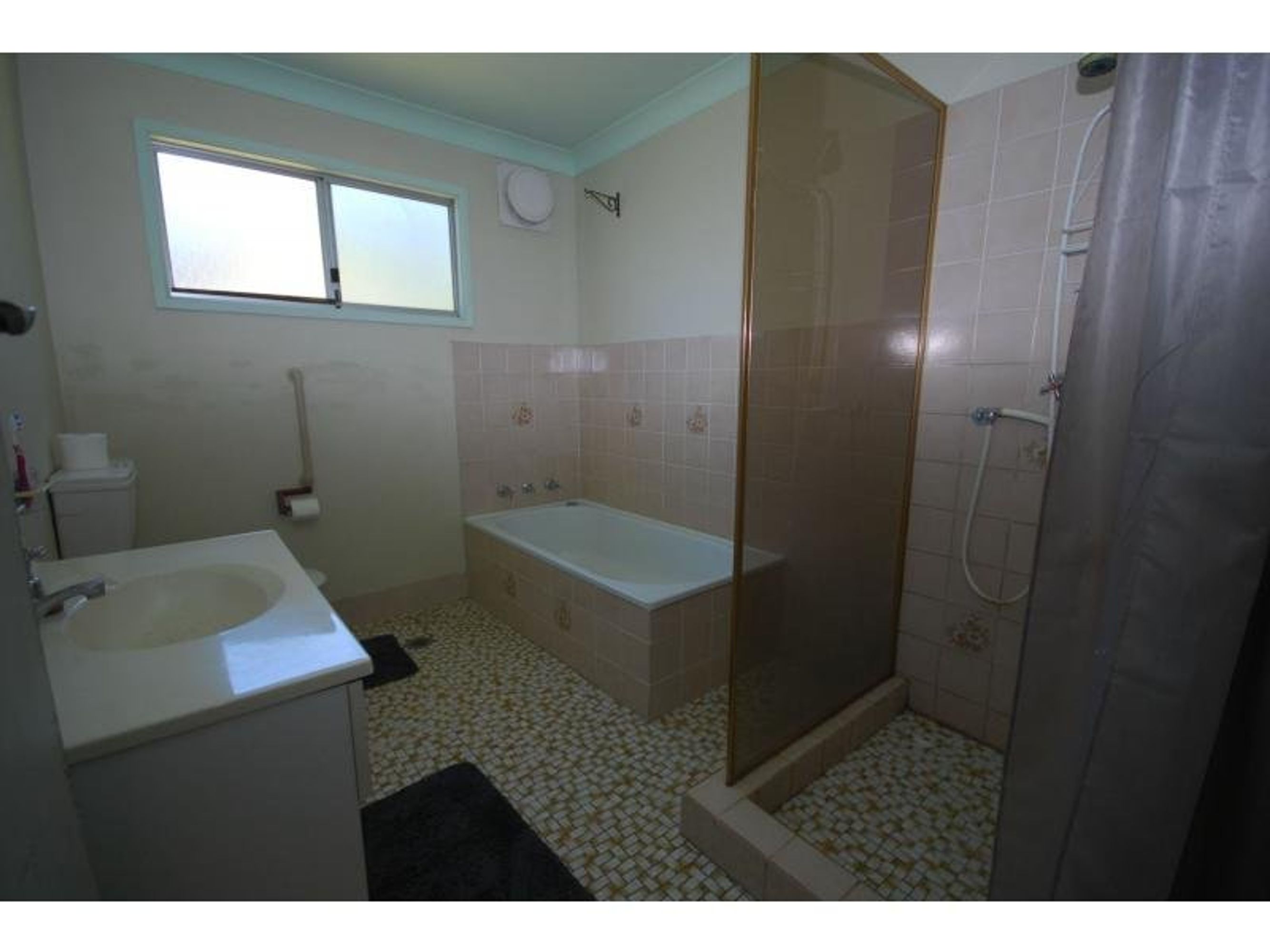 33 Carrington Avenue, Katoomba - Thumbnail 4