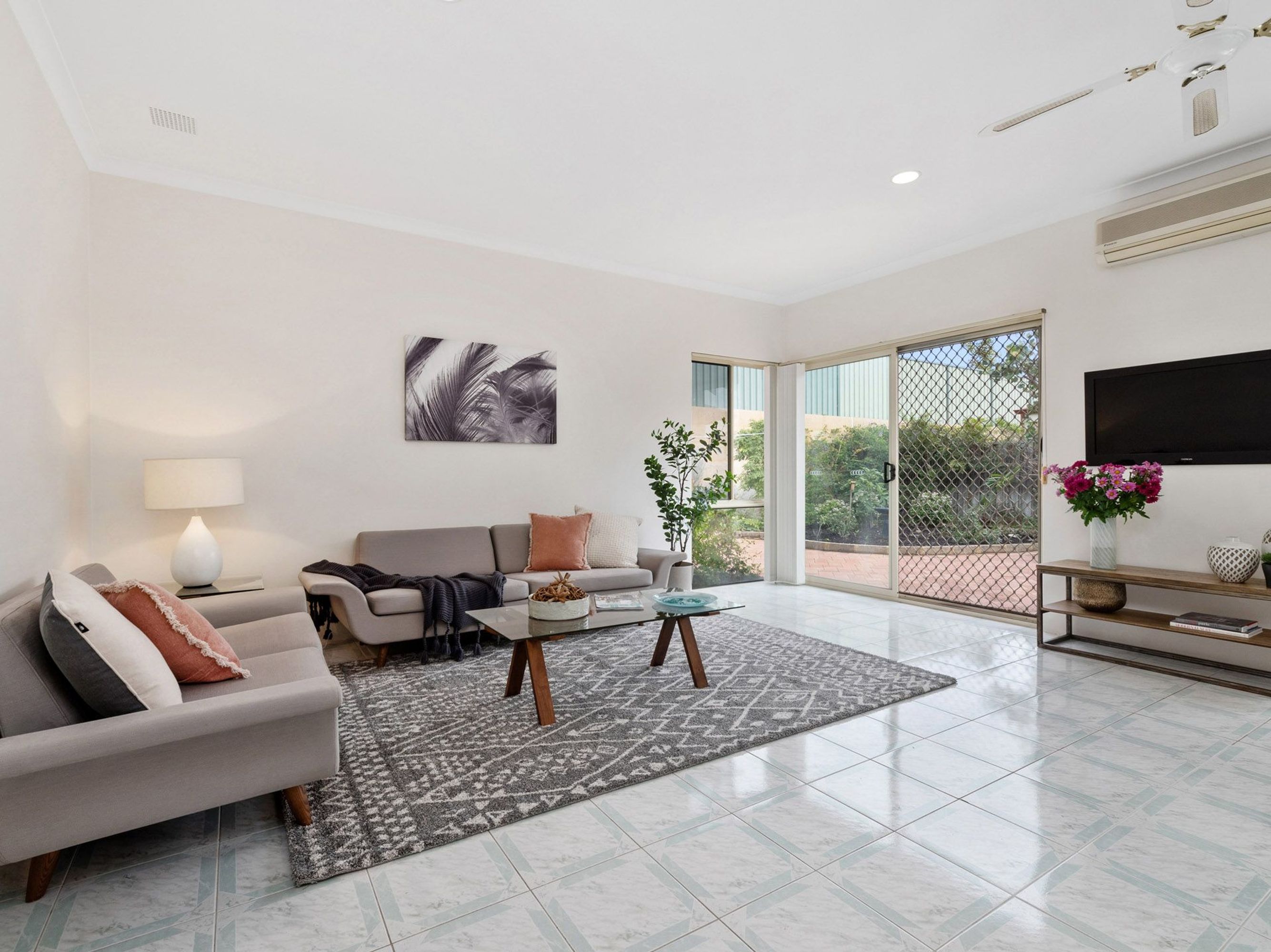 7 Kings Row, Mount Claremont - Thumbnail 7