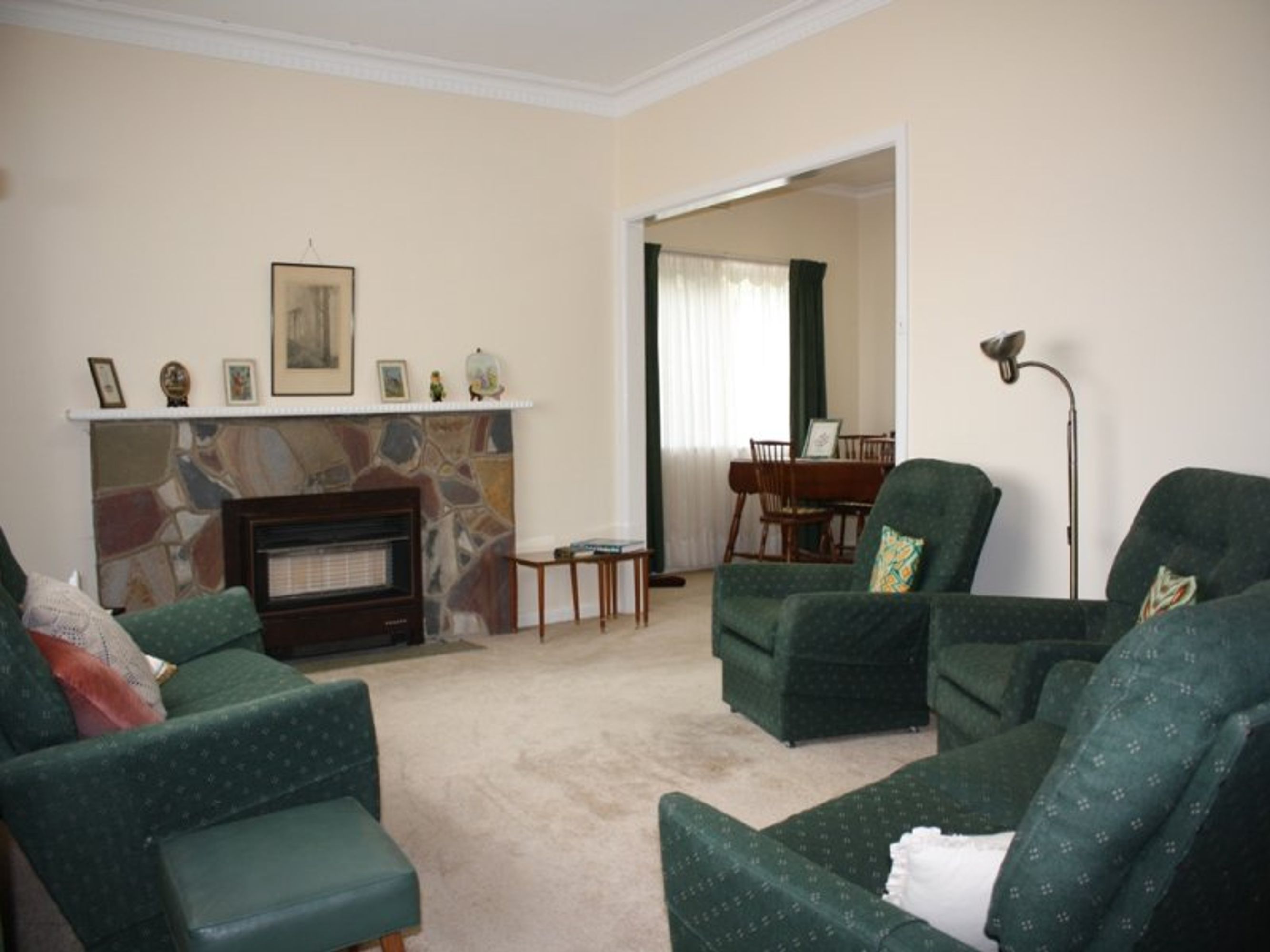 16 Laurel Street, Horsham VIC 3400, Horsham - Thumbnail 4