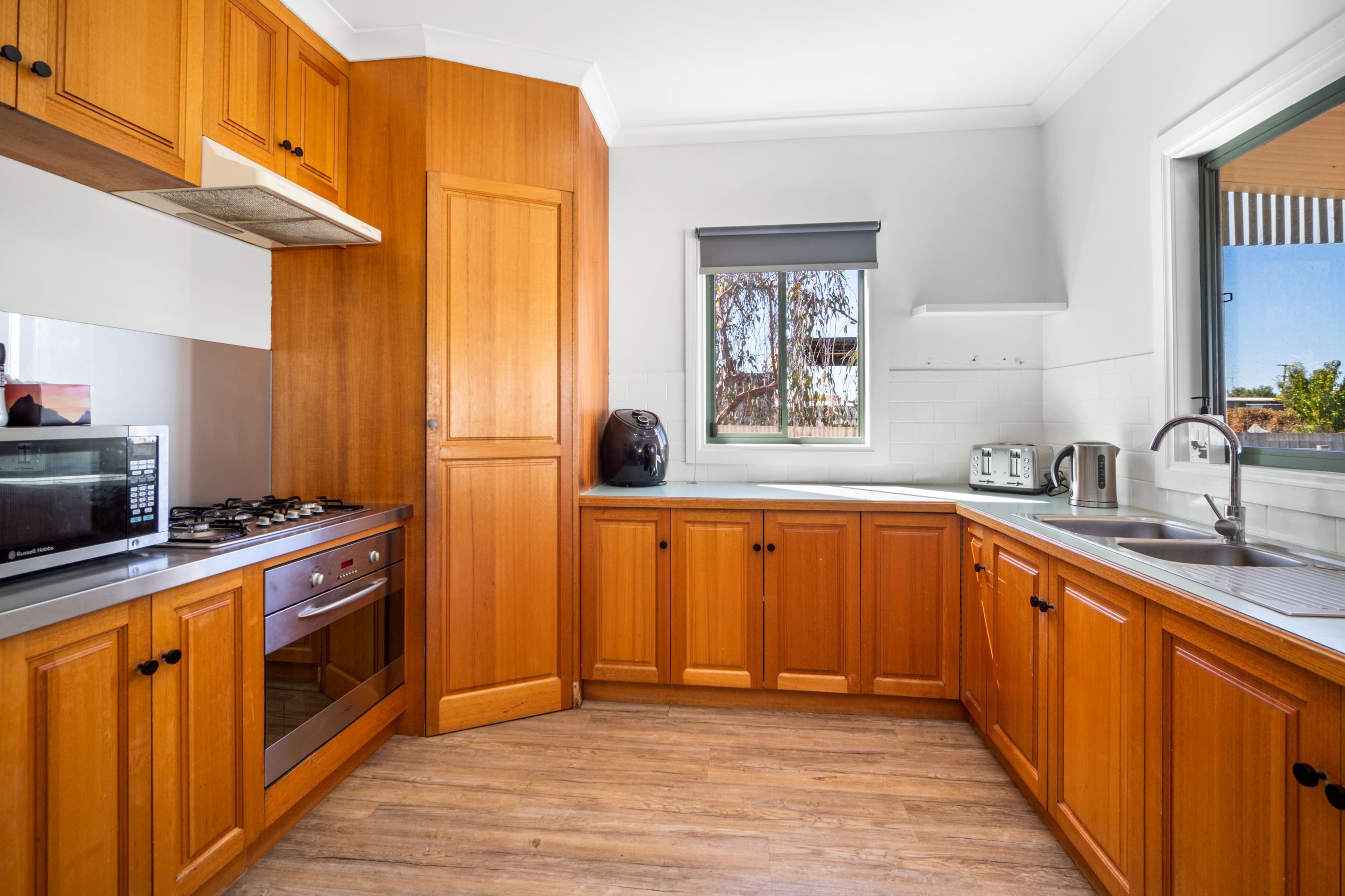 33 Stawell Road, Horsham VIC 3400, Horsham - Thumbnail 2