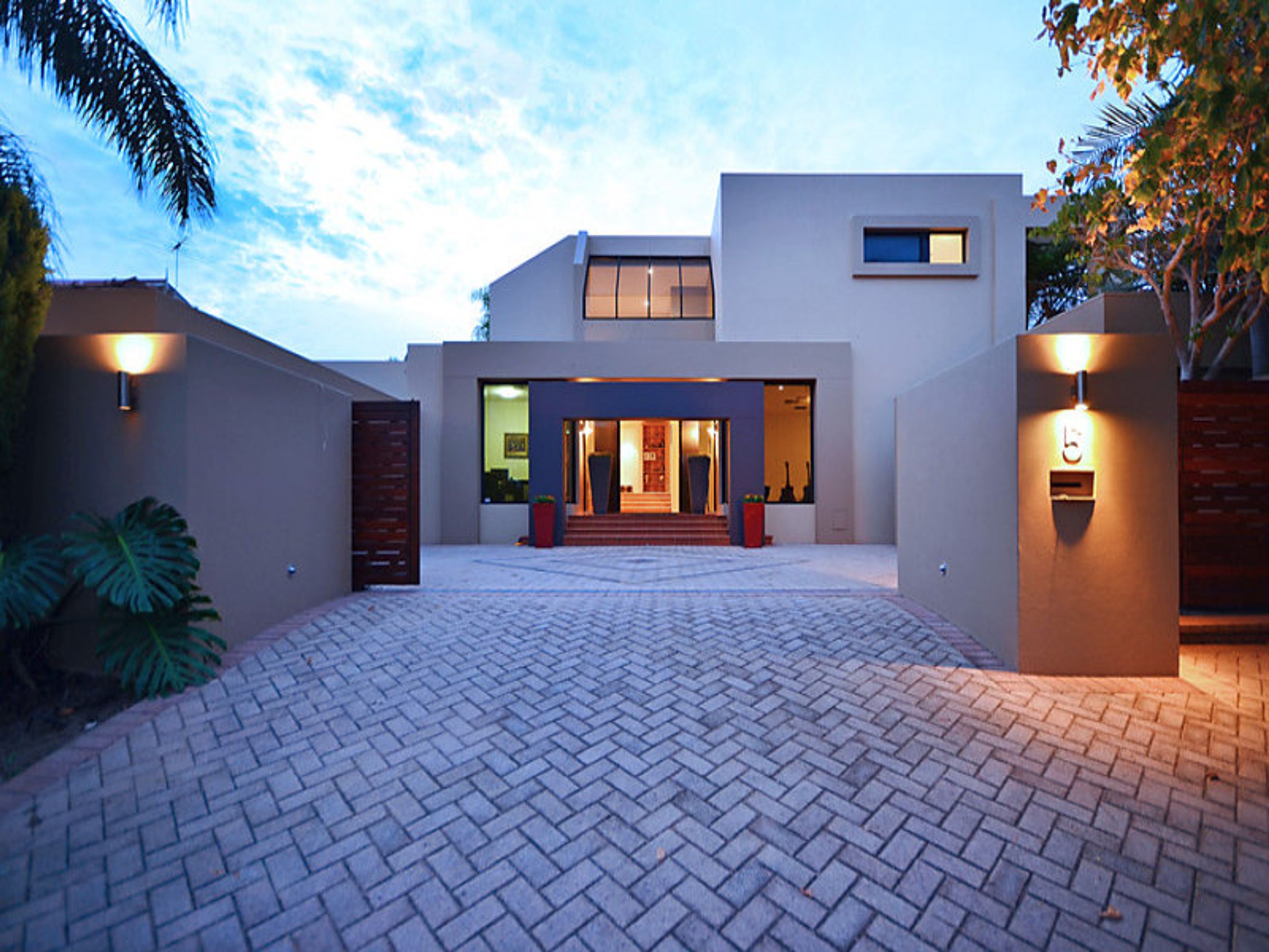 5 Maple Mews, Duncraig - Thumbnail 2