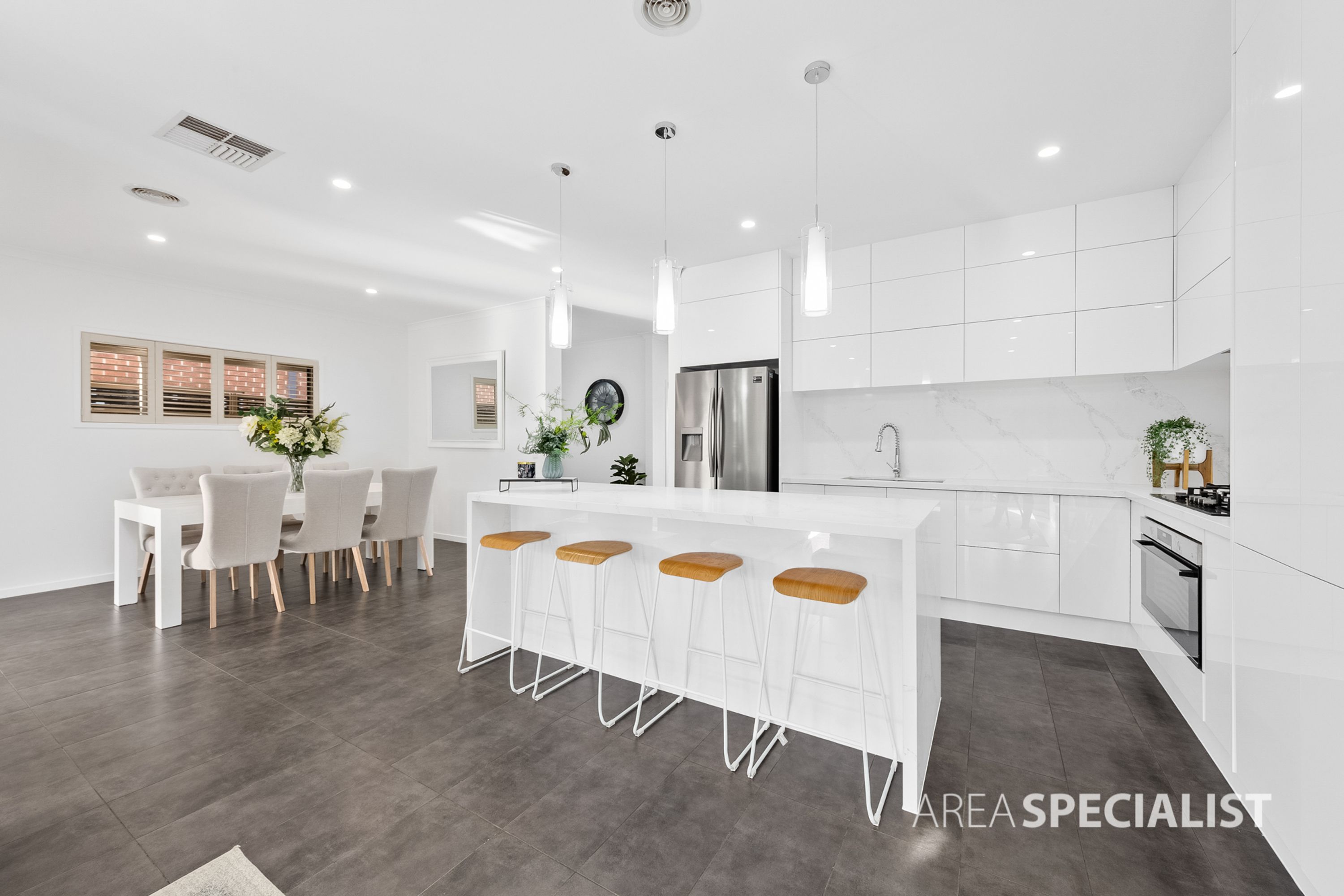 14 Lawson Way, Caroline Springs VIC 3023, Caroline Springs - Thumbnail 7