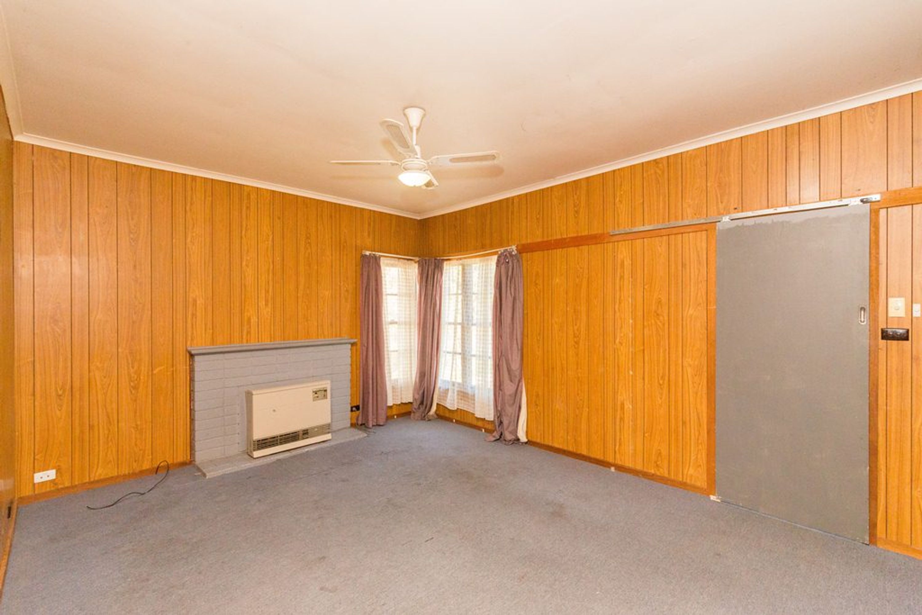 12 Churchill Road, Horsham VIC 3400, Horsham - Thumbnail 4