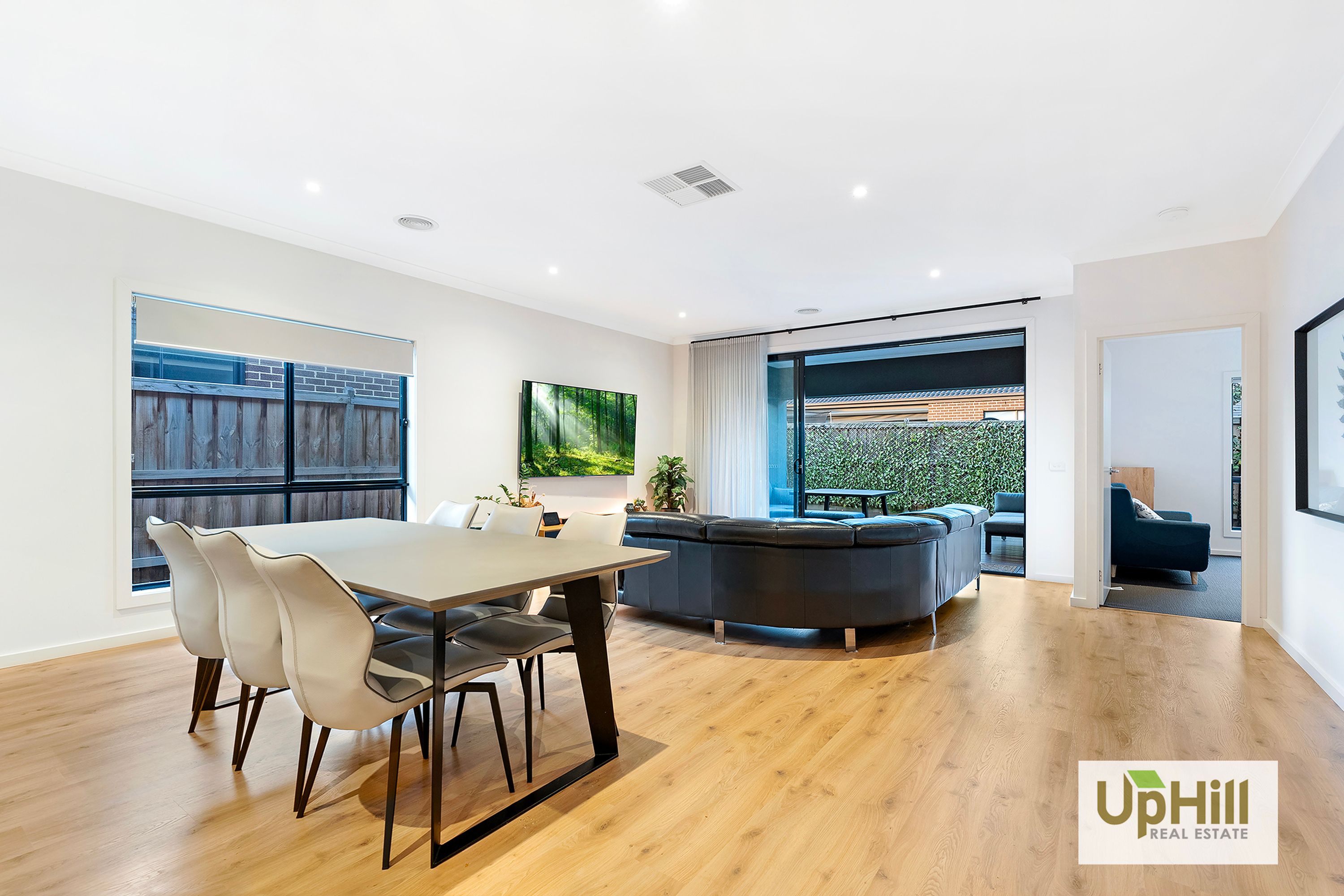 26 Blackhazel Crescent, Clyde North - Thumbnail 8