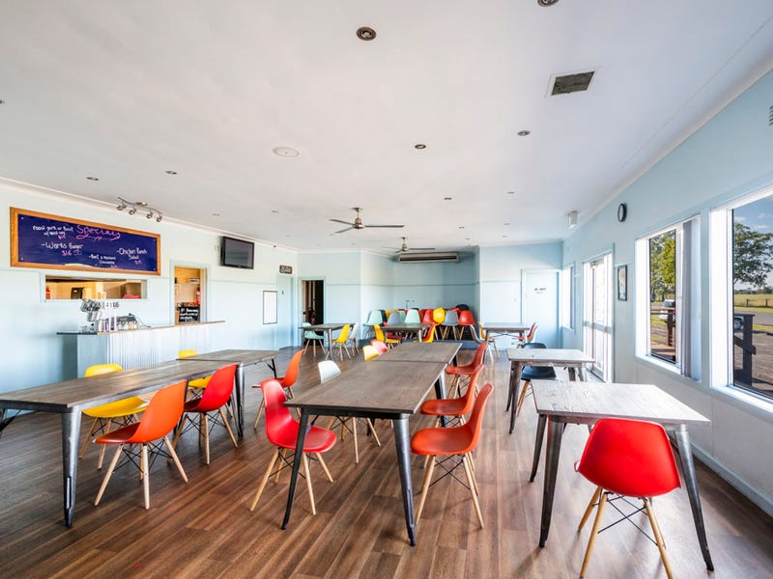2 Casino Road, Junction Hill - Thumbnail 7