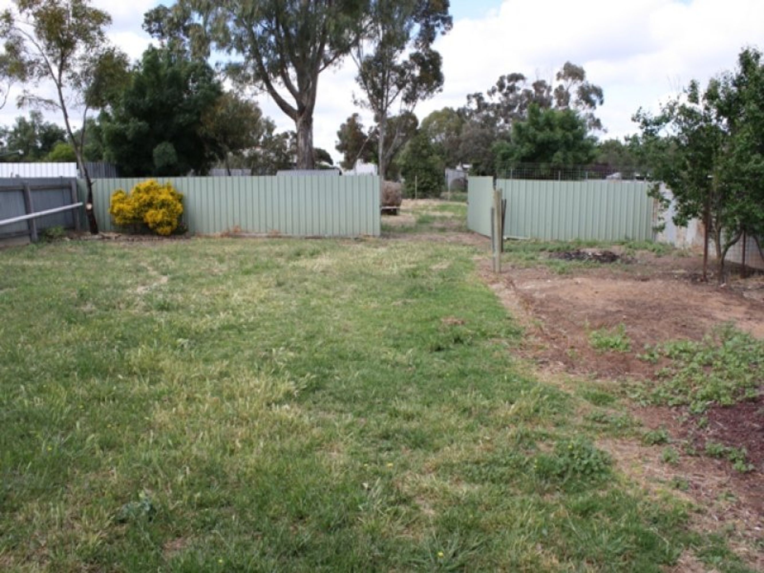 6 Clark Street, Nhill VIC 3418, Nhill - Thumbnail 2