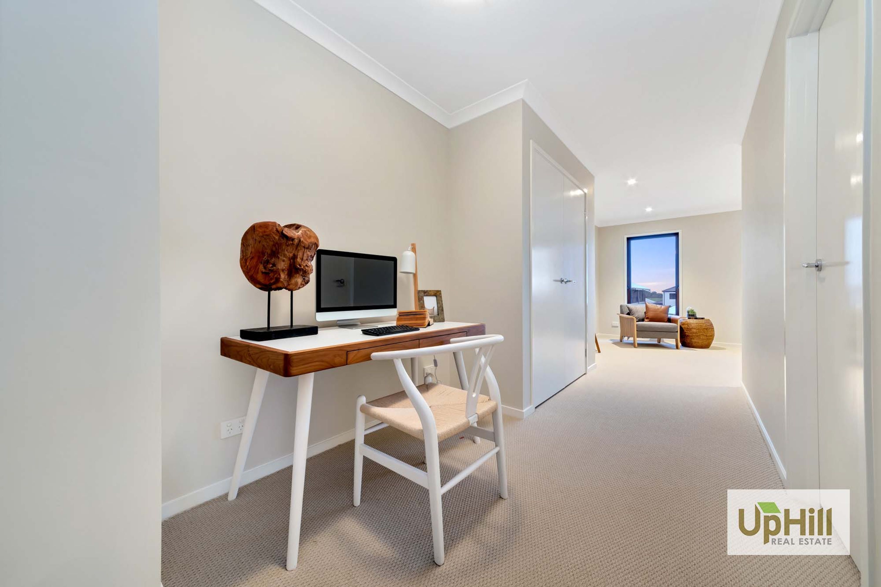 28 EPSOM LANE, Cranbourne North - Thumbnail 3
