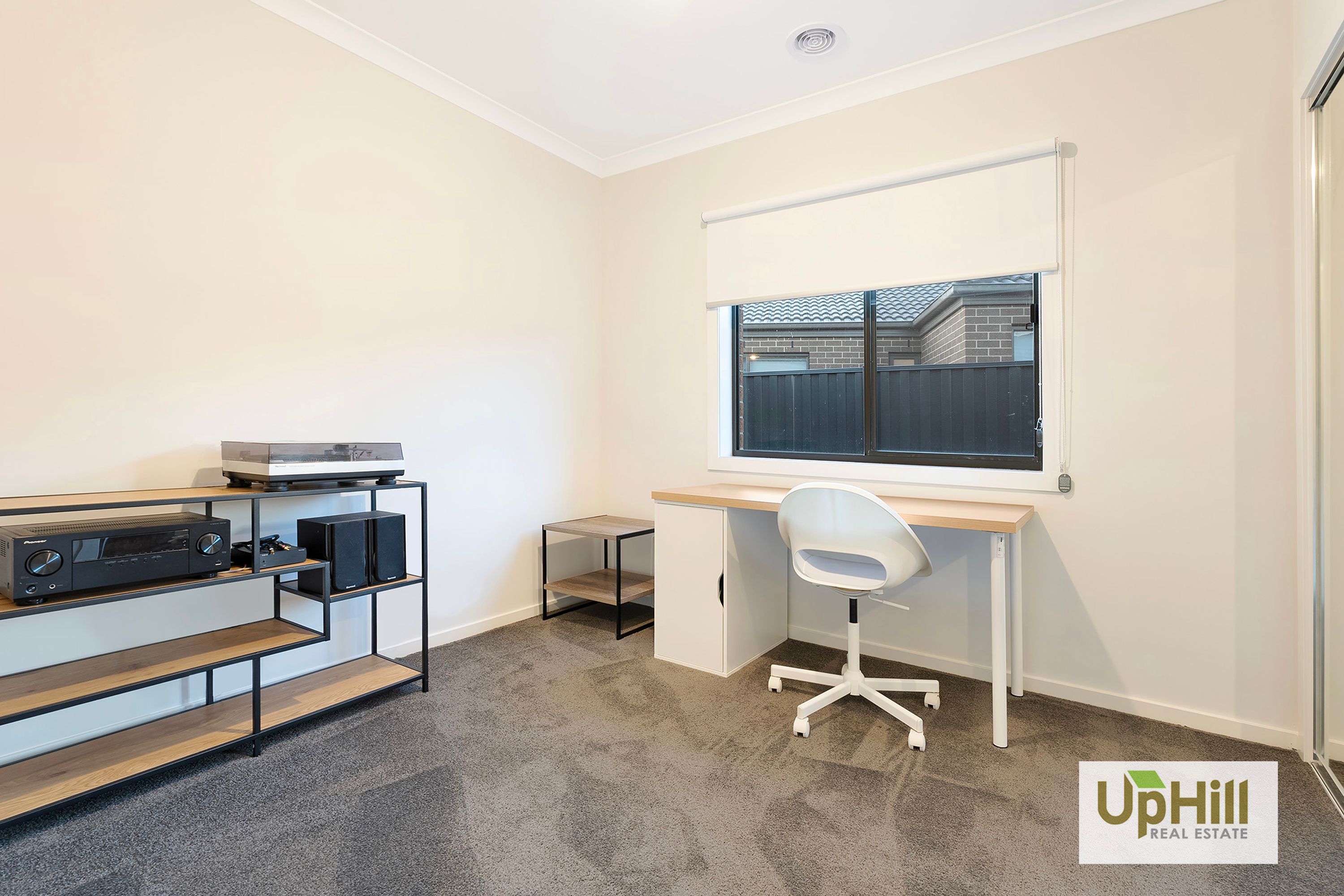 48 Pembrokeshire Loop, Clyde - Thumbnail 6